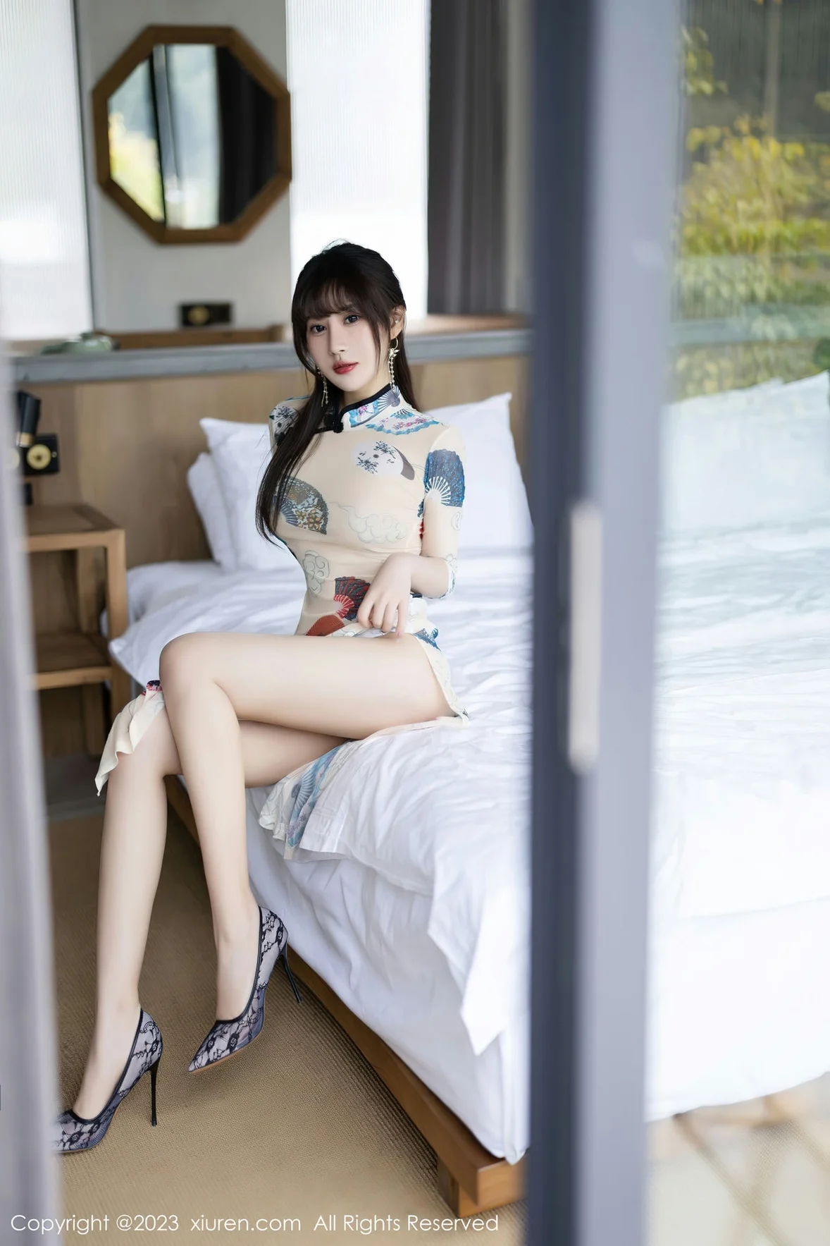  XiuRen 秀人 No.6831 张欣欣 轻透情趣服饰海南岛旅拍 [73P]第10张