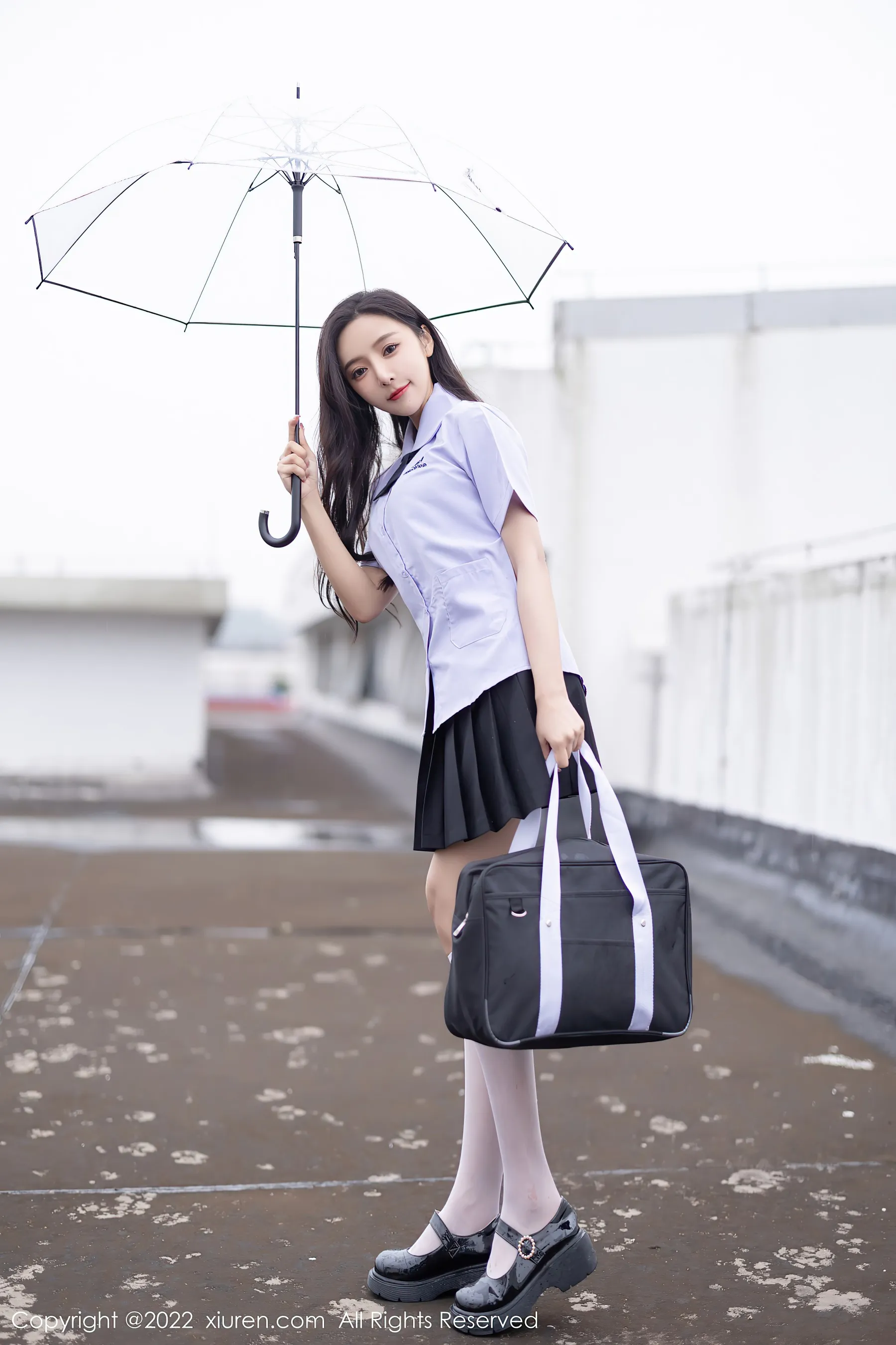  秀人网 No.4819 王馨瑶yanni 丝袜美腿性感写真第15张