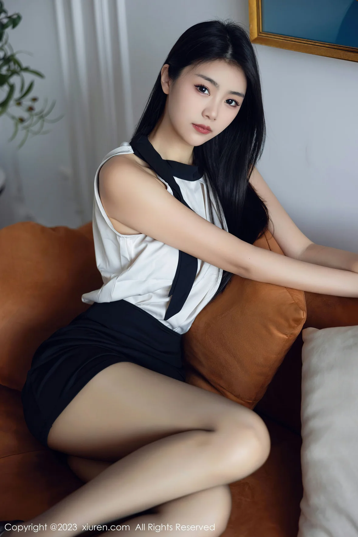  XiuRen 秀人 No.7342 可樂Vicky 拼色连衣短裙性感写真 [82P]第9张