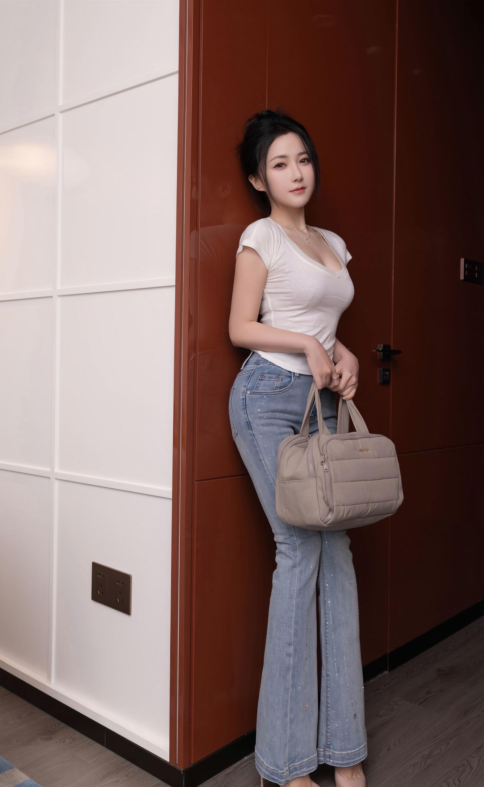  秀人网 鱼子酱Fish No.10858 [76P]第2张