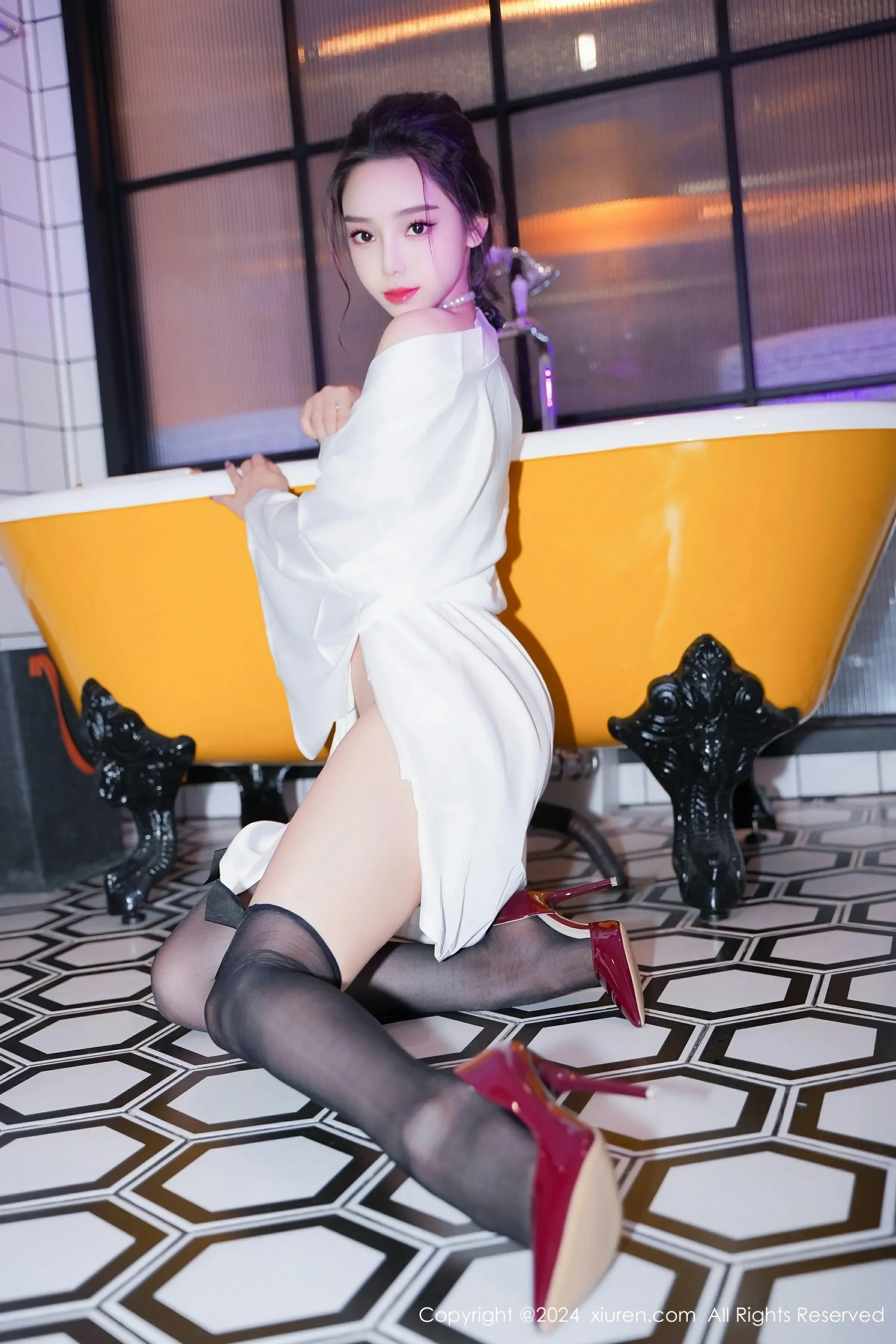  XiuRen 秀人 No.8283 苏曼兮 [84P]第13张