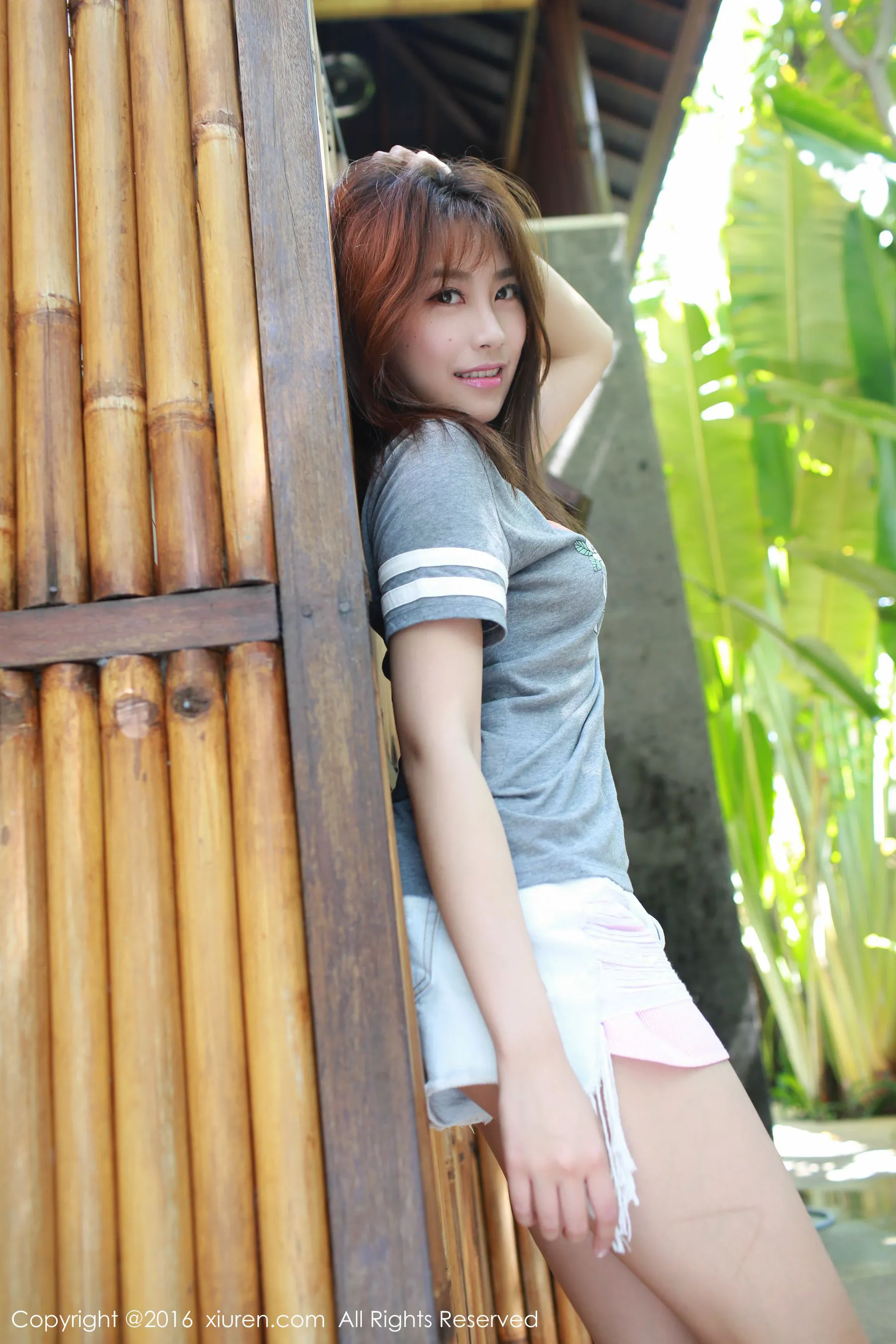 许诺Sabrina《巴厘岛旅拍》极品小清新外拍 秀人网 No.562第1张