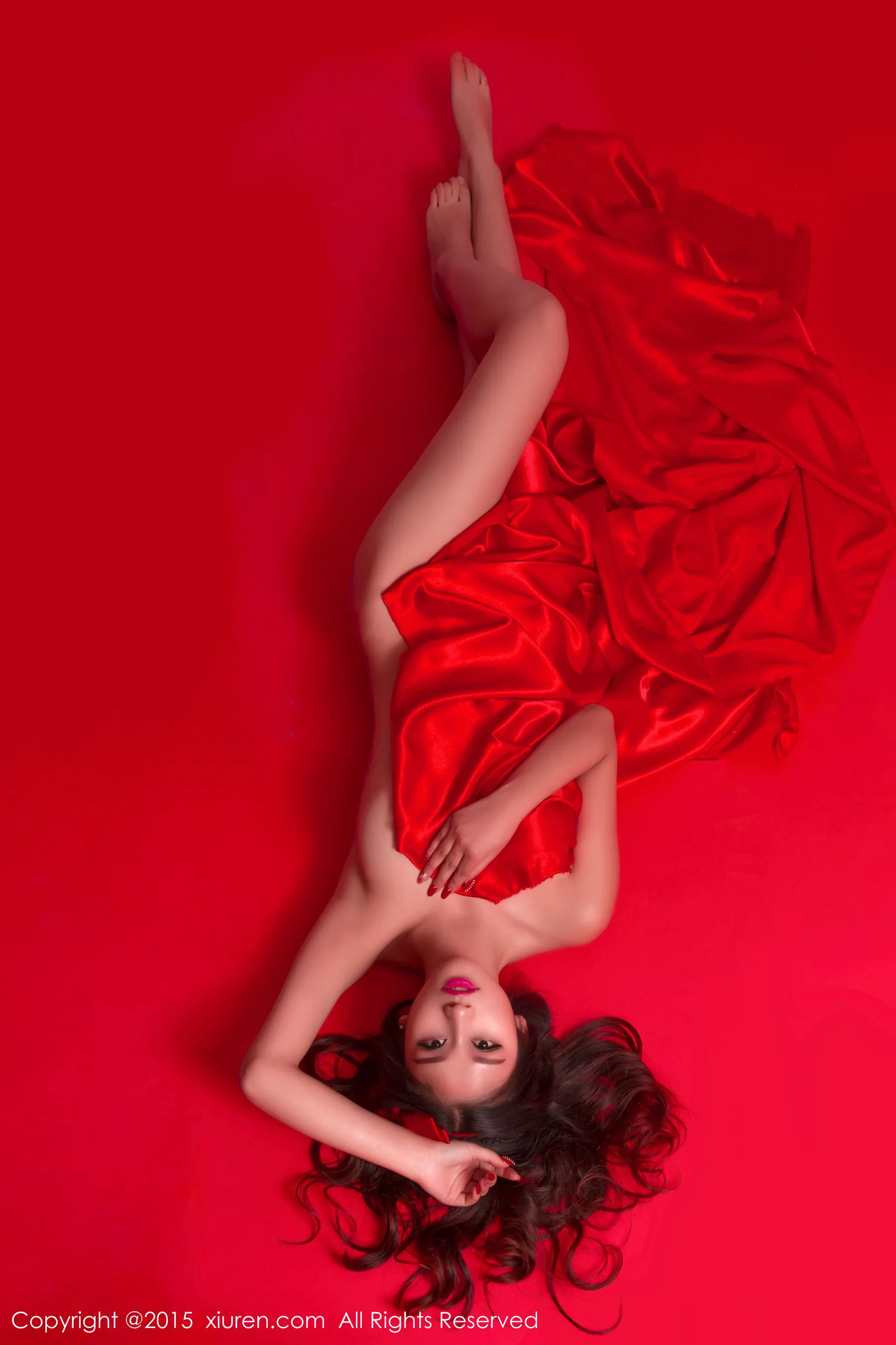 史雨姐姐《红色背景主题》 秀人网 No.282第12张