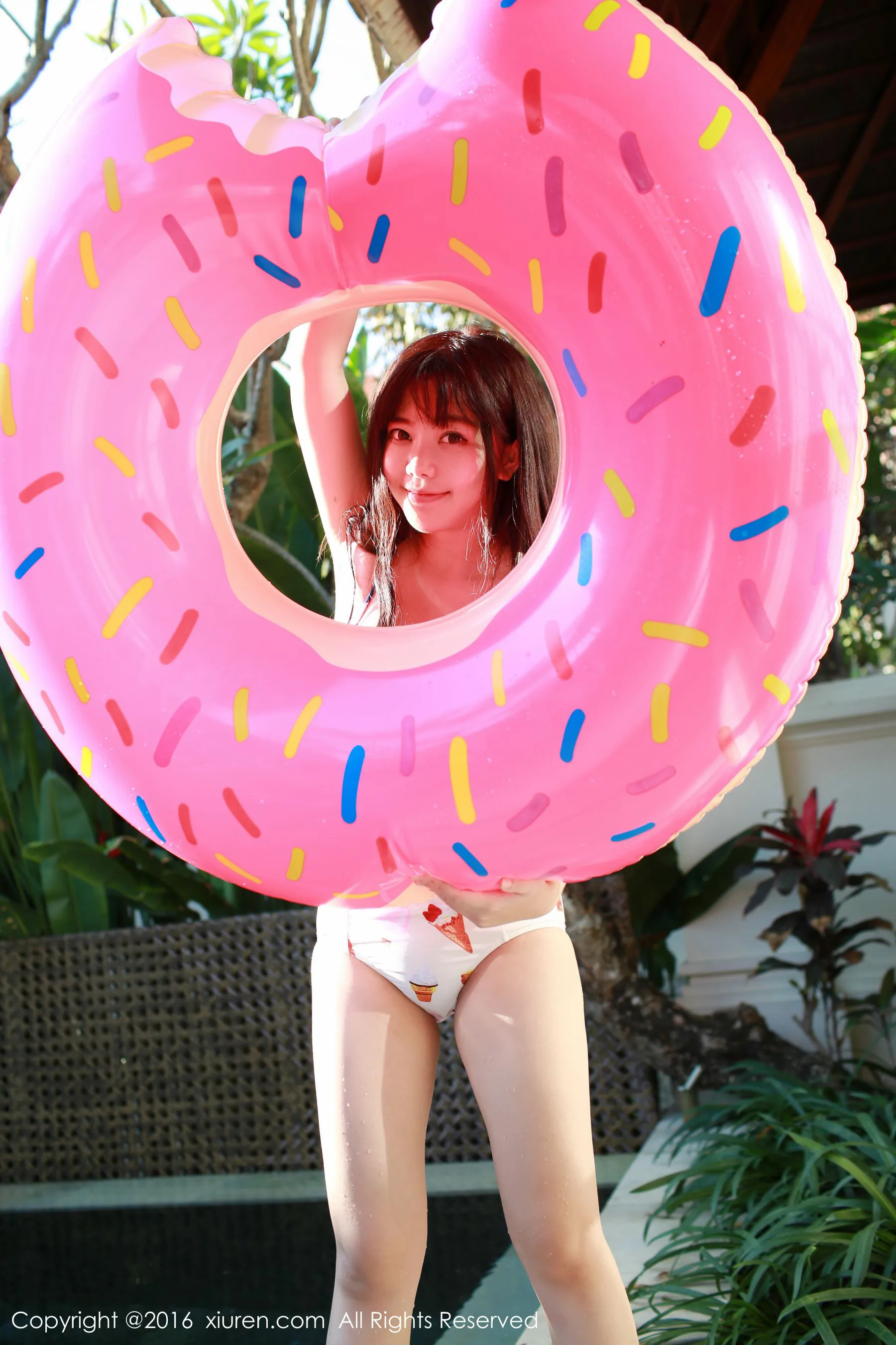 刘飞儿Faye《巴厘岛旅拍》2套死库水 秀人网 No.514第14张