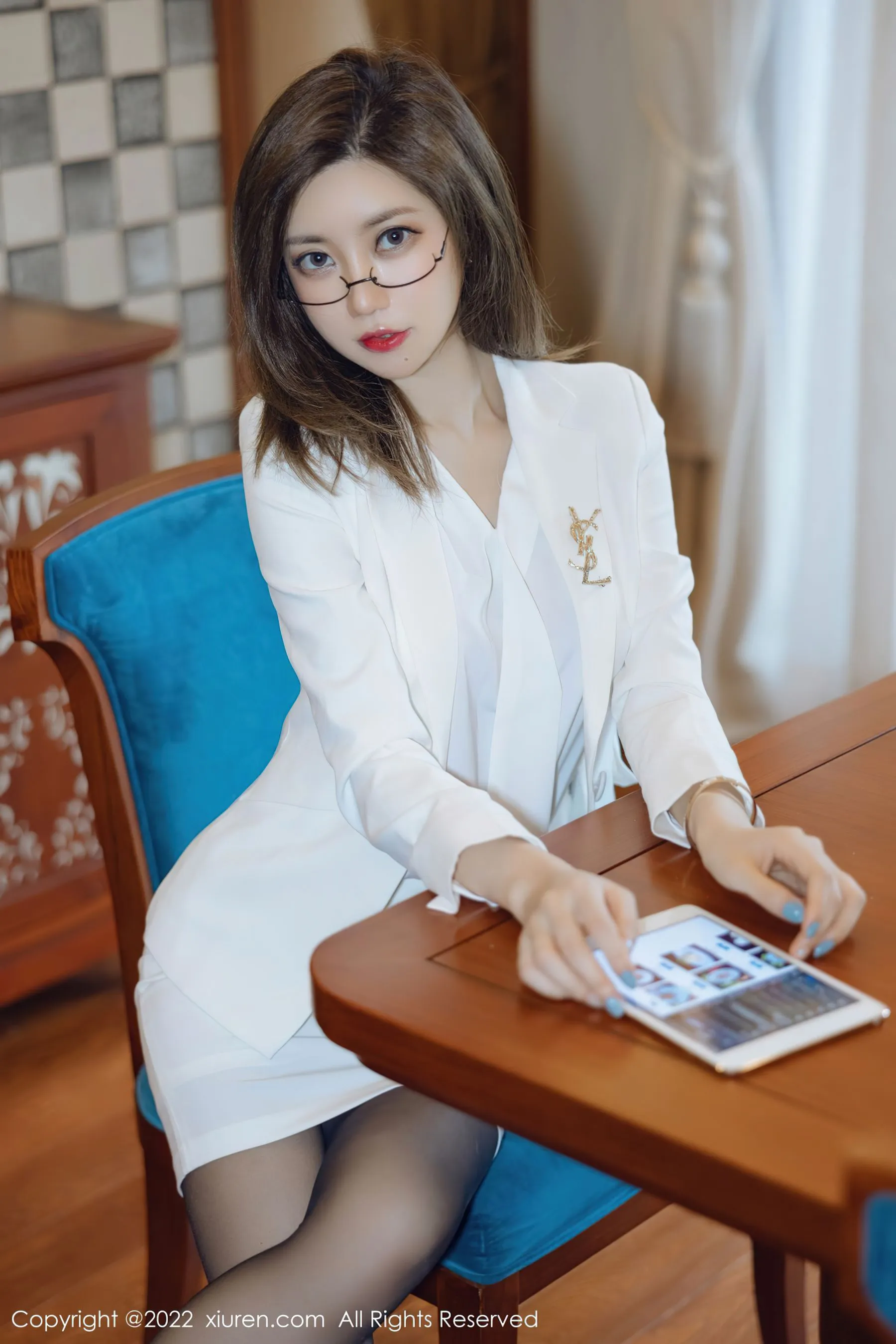  秀人 No.4544 绮里嘉第18张