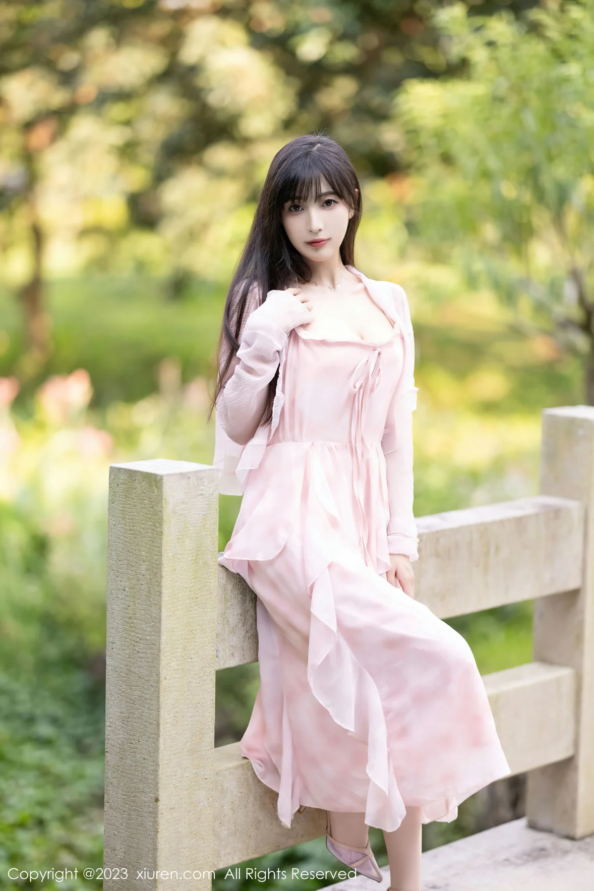  XiuRen 秀人 No.7263 林星阑 粉色丝袜安吉旅拍 [84P]第4张