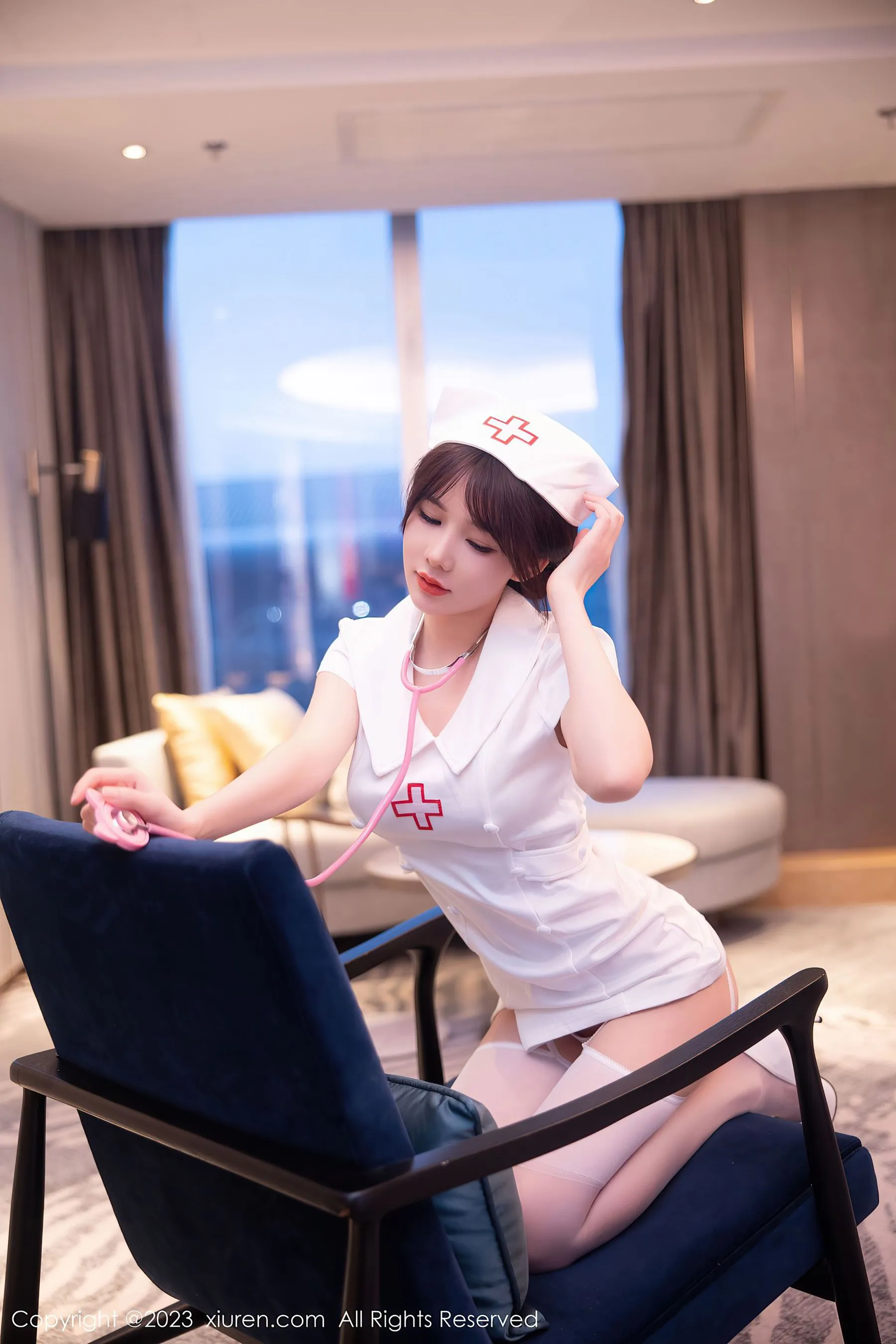  秀人网 No.6221 婠婠么 护士服丝袜第25张