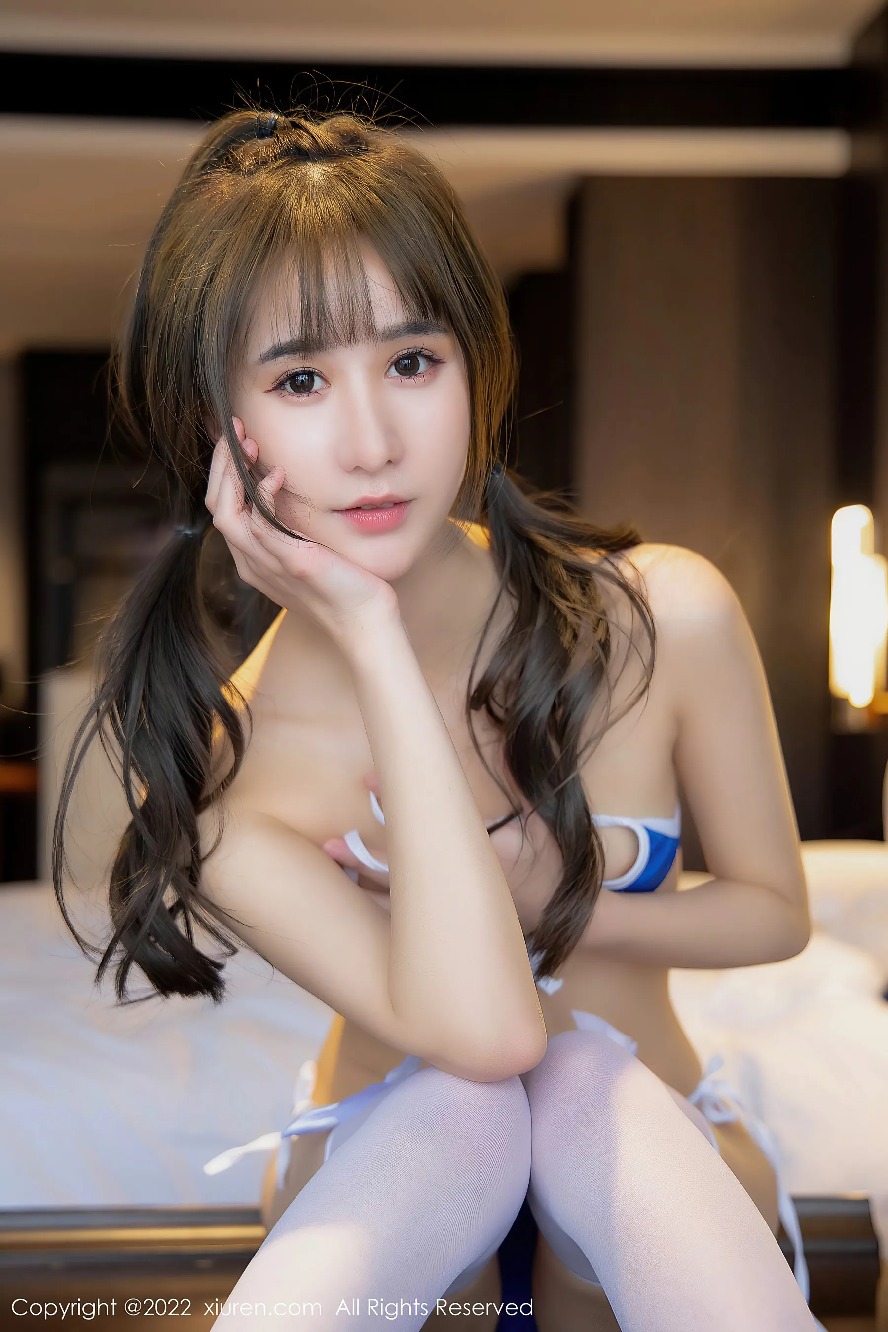  秀人网 No.4726 小果冻儿 丝袜美腿学妹写真第25张