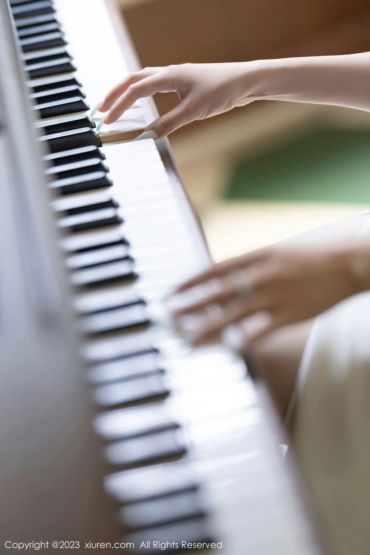  XiuRen 秀人 No.7155 徐莉芝Booty 白色蕾丝性感写真 [91P]第6张