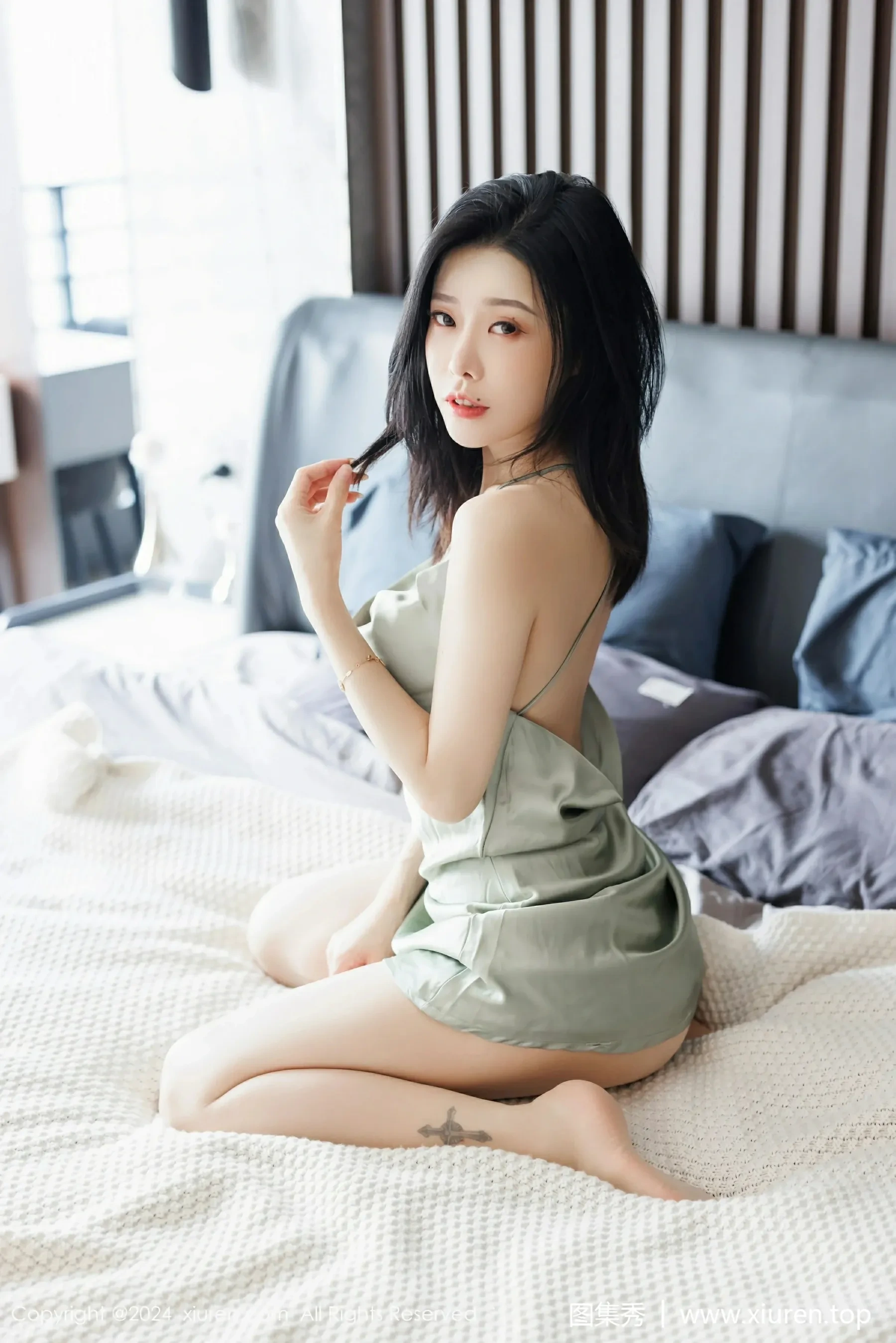  XiuRen 秀人 No.9264 luvian本能 [52P]第2张