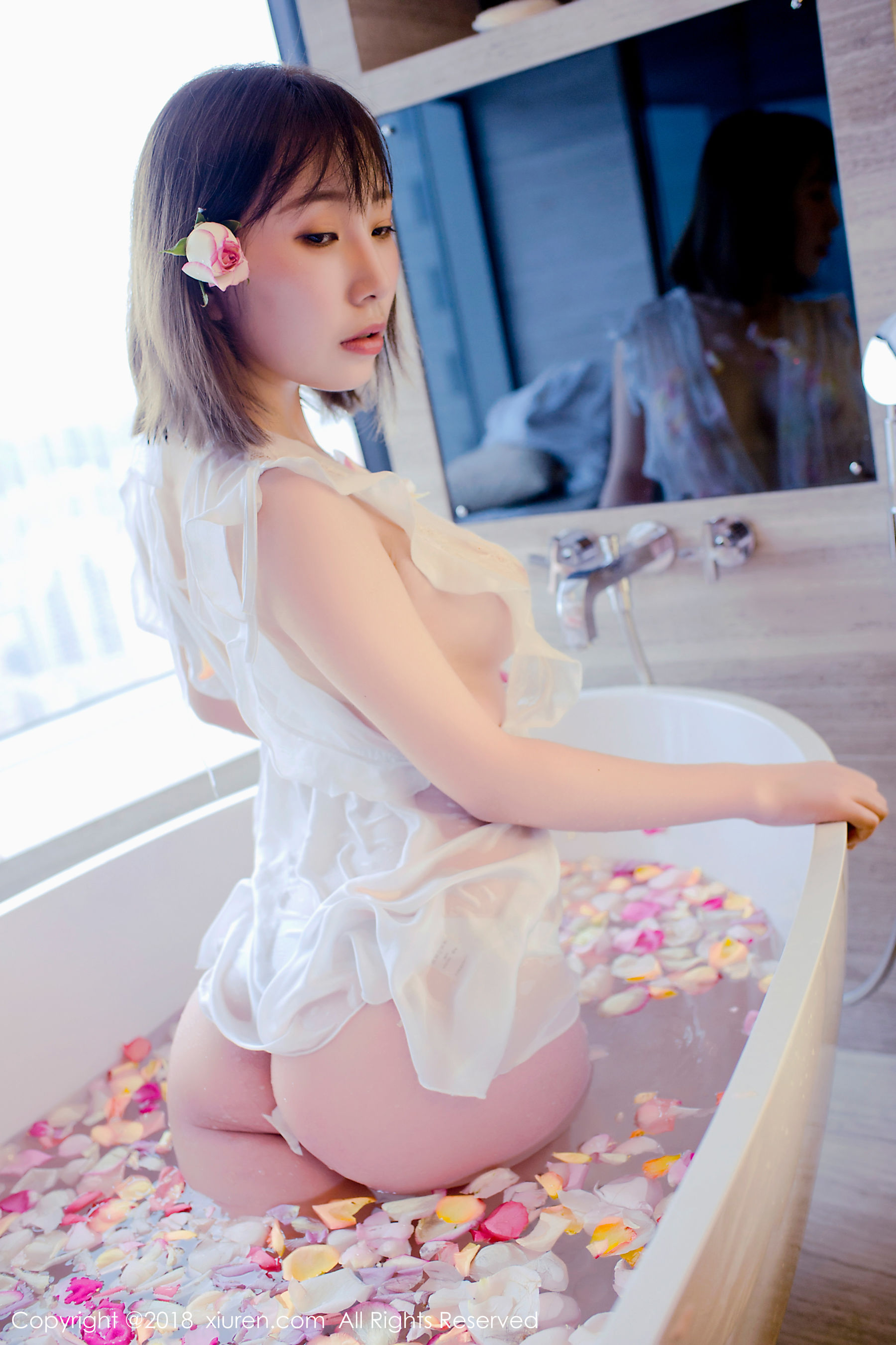 枝恩《短发百变大美女》 秀人网XIUREN No.981第12张