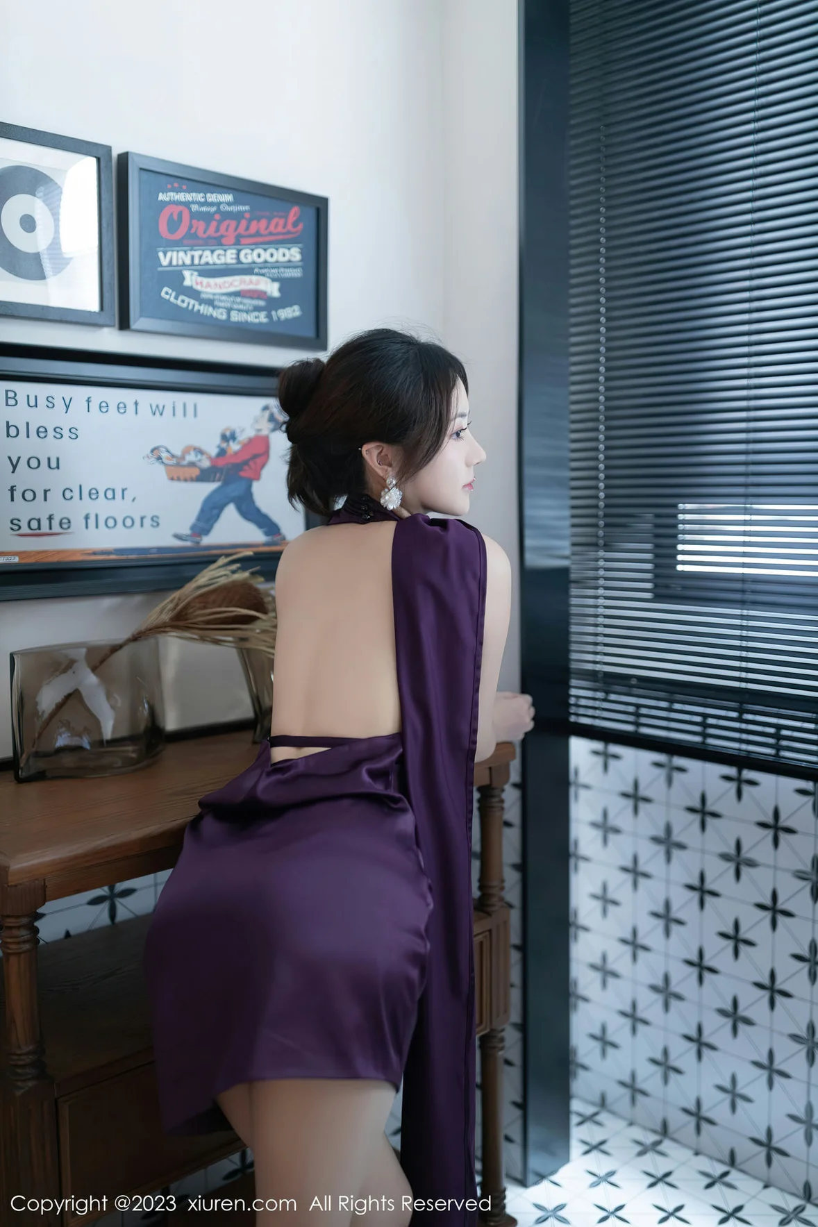  XiuRen 秀人 No.7324 鱼子酱Fish 连衣短裙性感写真 [82P]第1张