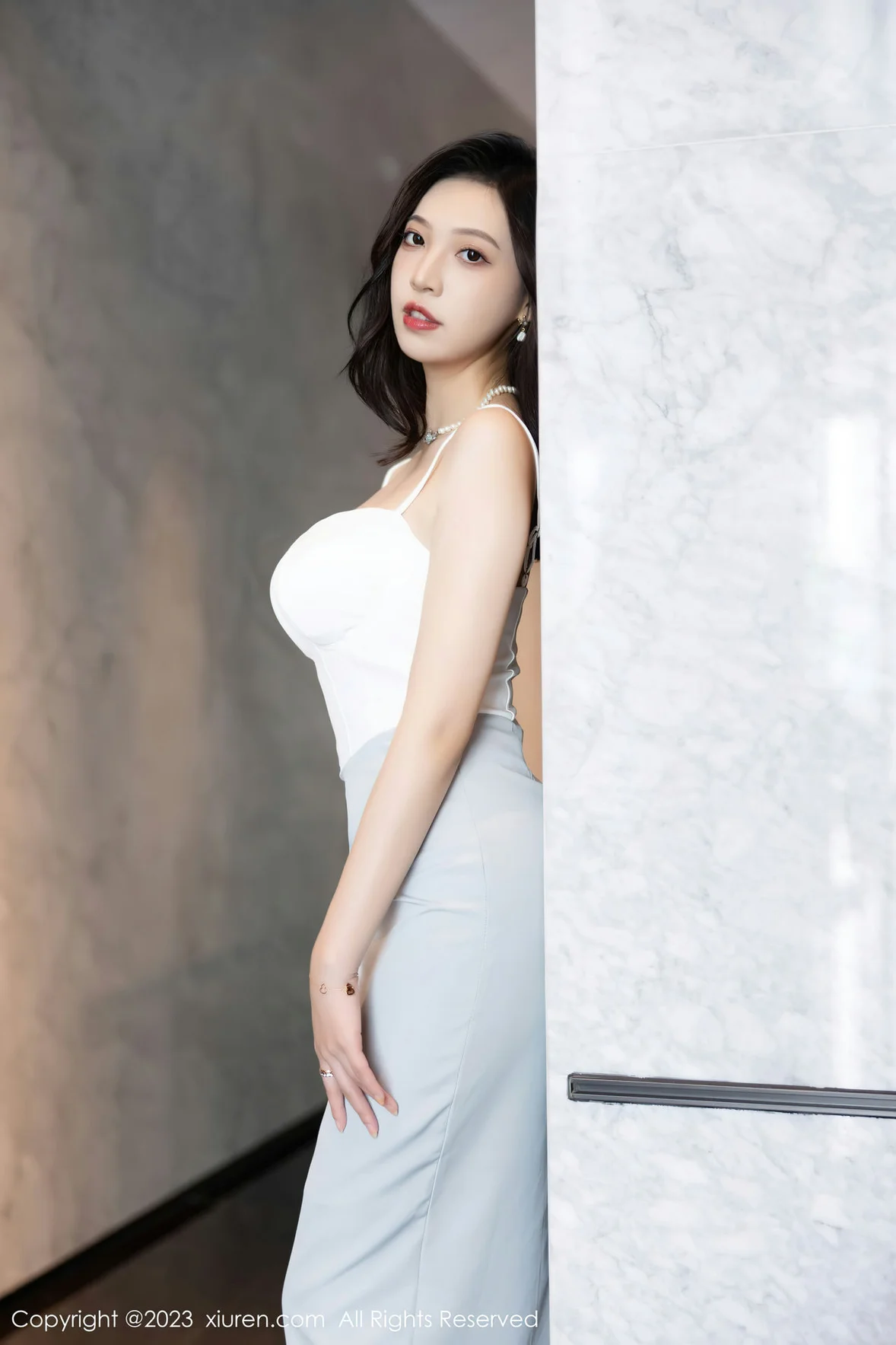  XiuRen 秀人 No.6898 郑颖姗Bev 白色蕾丝内衣性感写真 [83P]第2张