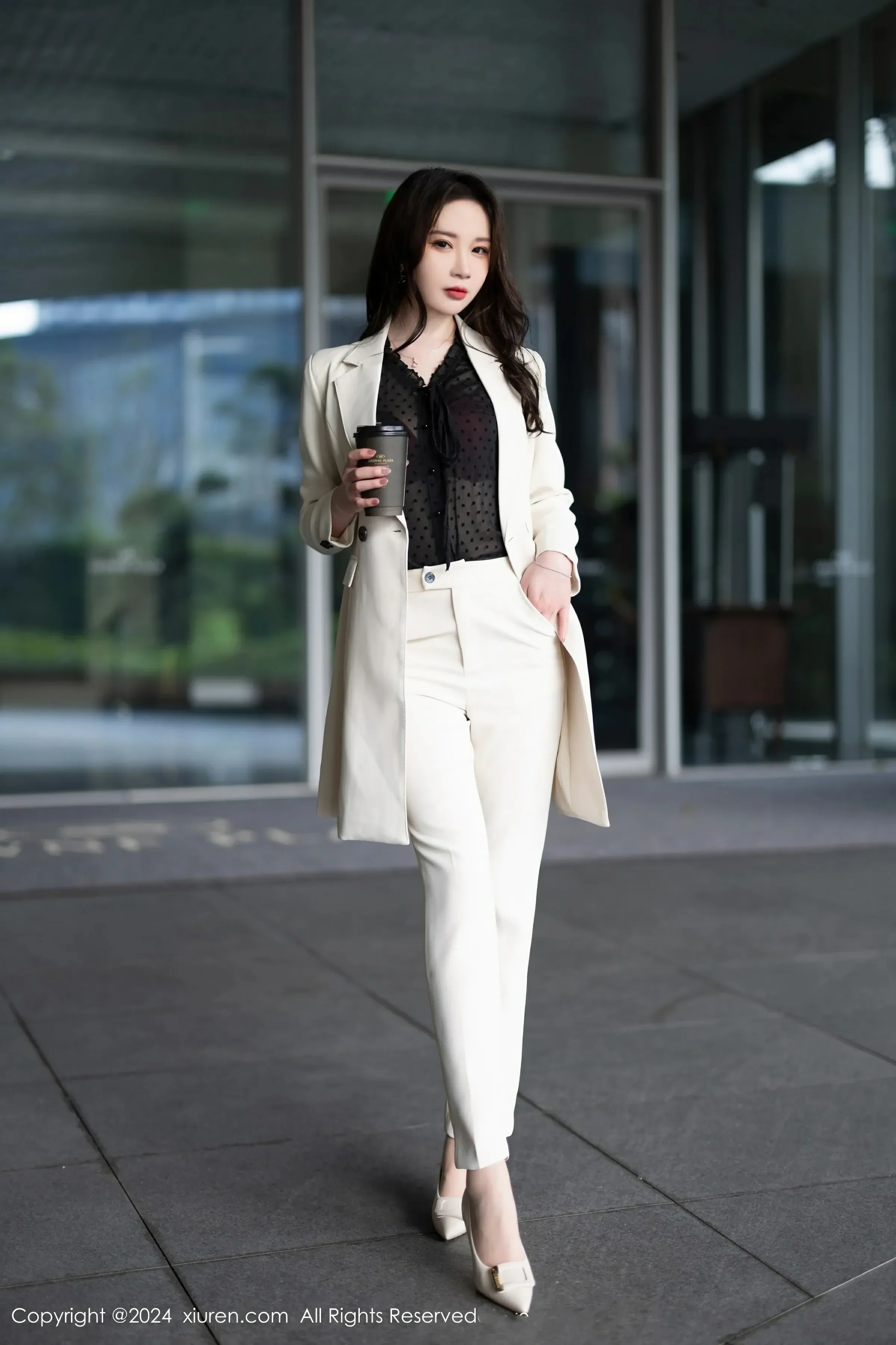  XiuRen 秀人 No.8354 梦心玥 [90P]第2张