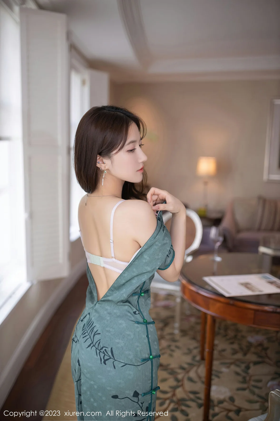  XiuRen 秀人 No.6893 鱼子酱Fish 旗袍写真巴厘岛旅拍 [82P]第11张