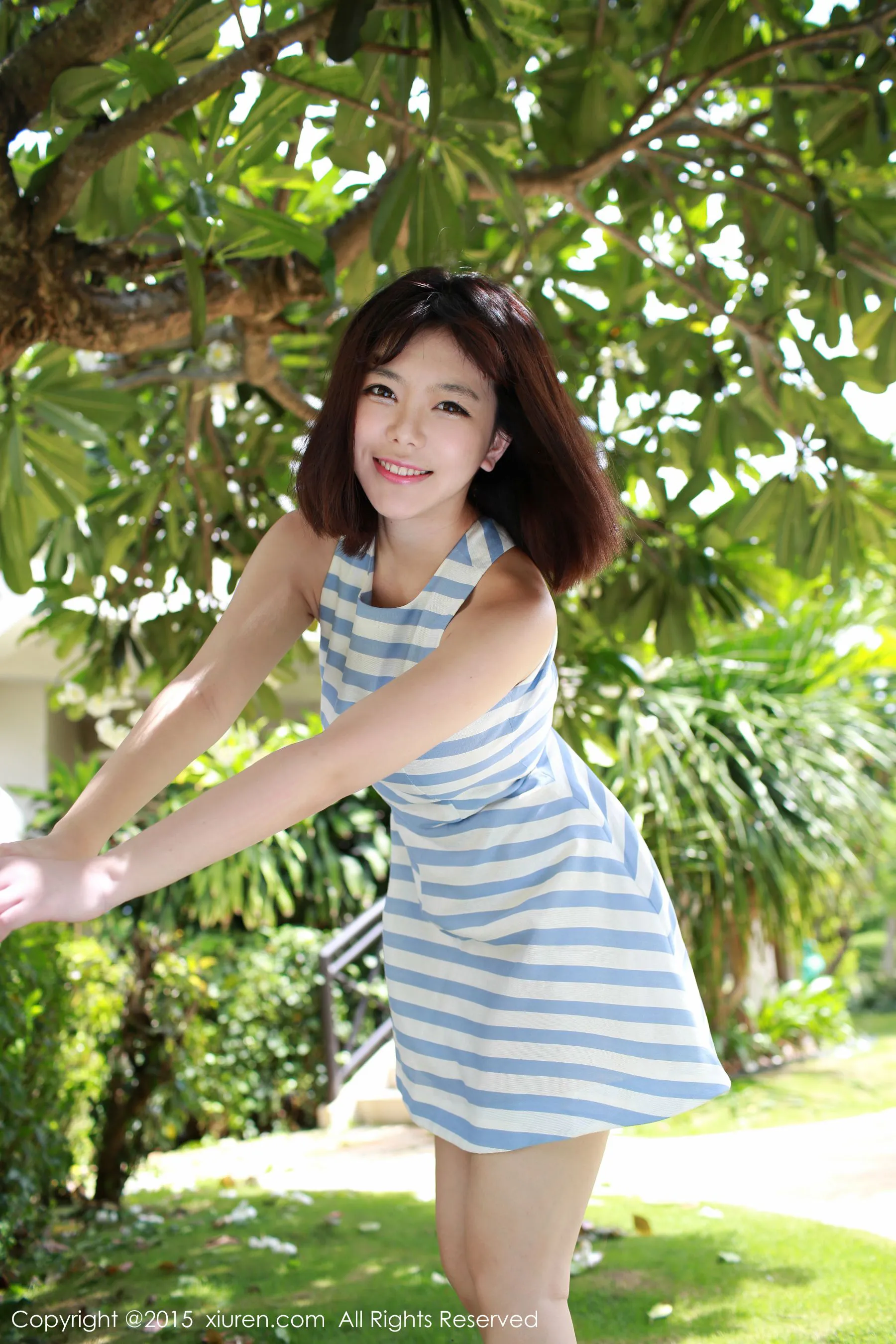 刘飞儿Faye《菲律宾宿务旅拍》小清新+小性感 秀人网 No.362第4张