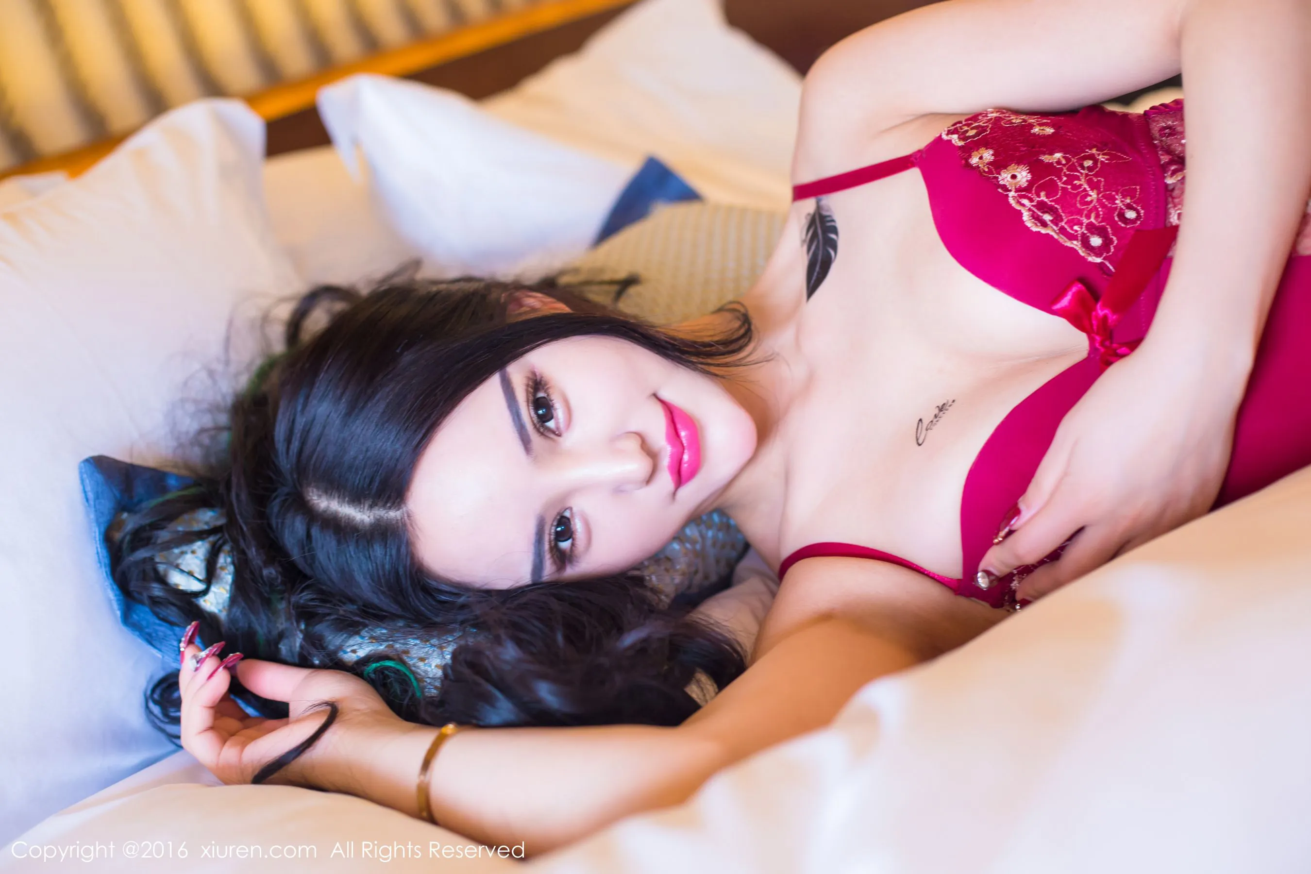 陳雅漫VICKY《3套吊带睡衣》 秀人网 No.506第21张