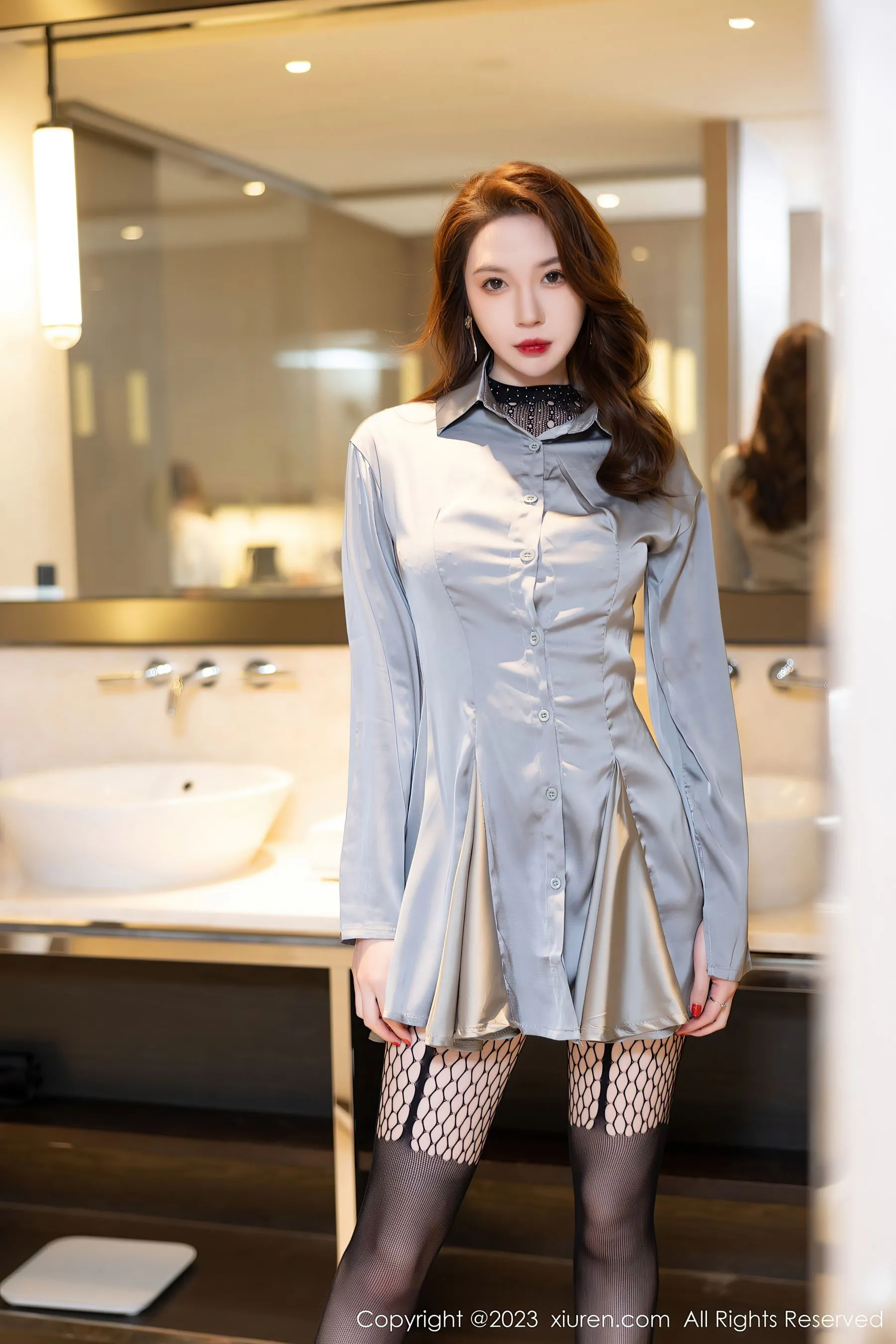  秀人网 No.6271 梦心玥 黑丝美腿第2张