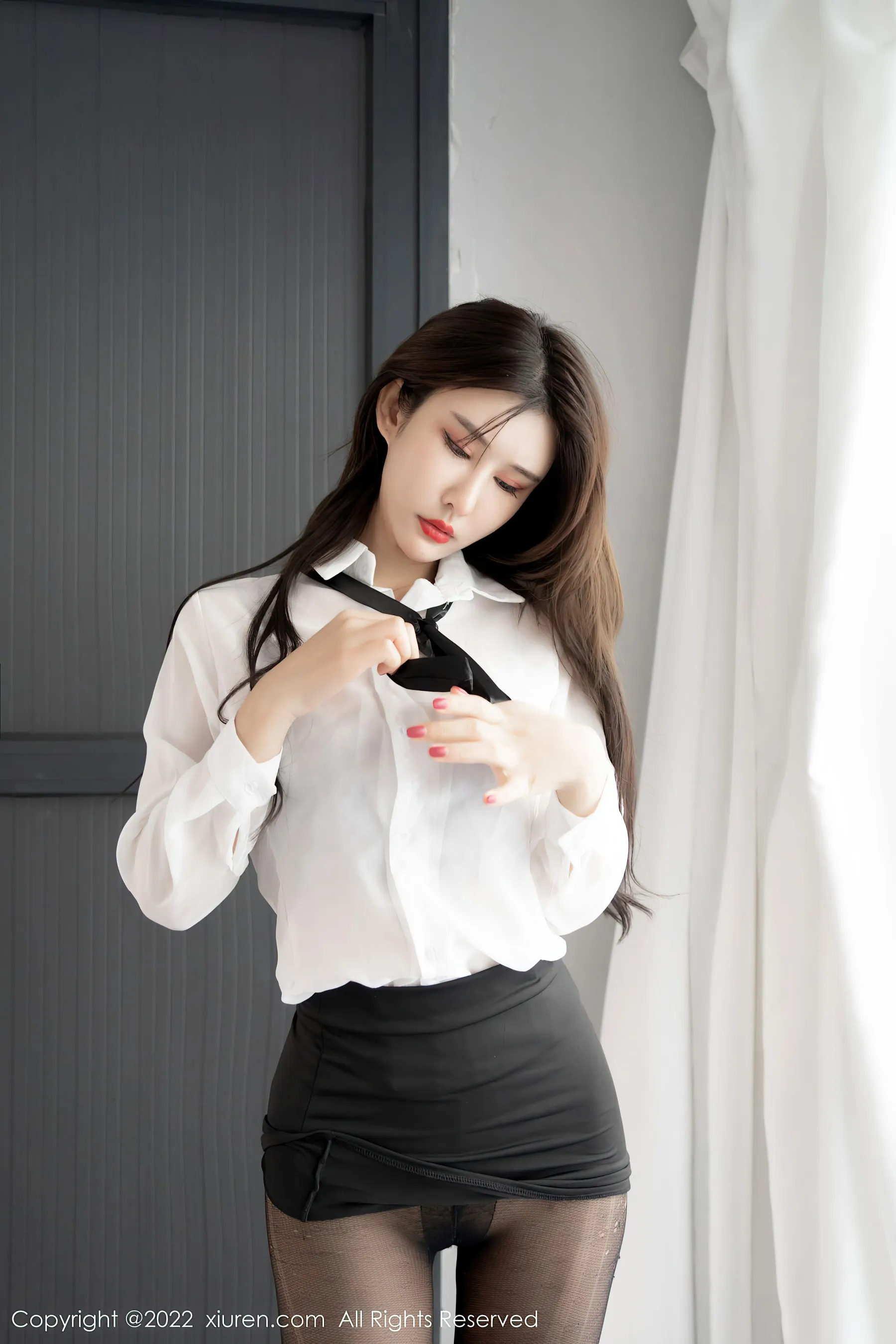  秀人网 No.4807 夏沫沫tifa 黑丝美腿第16张