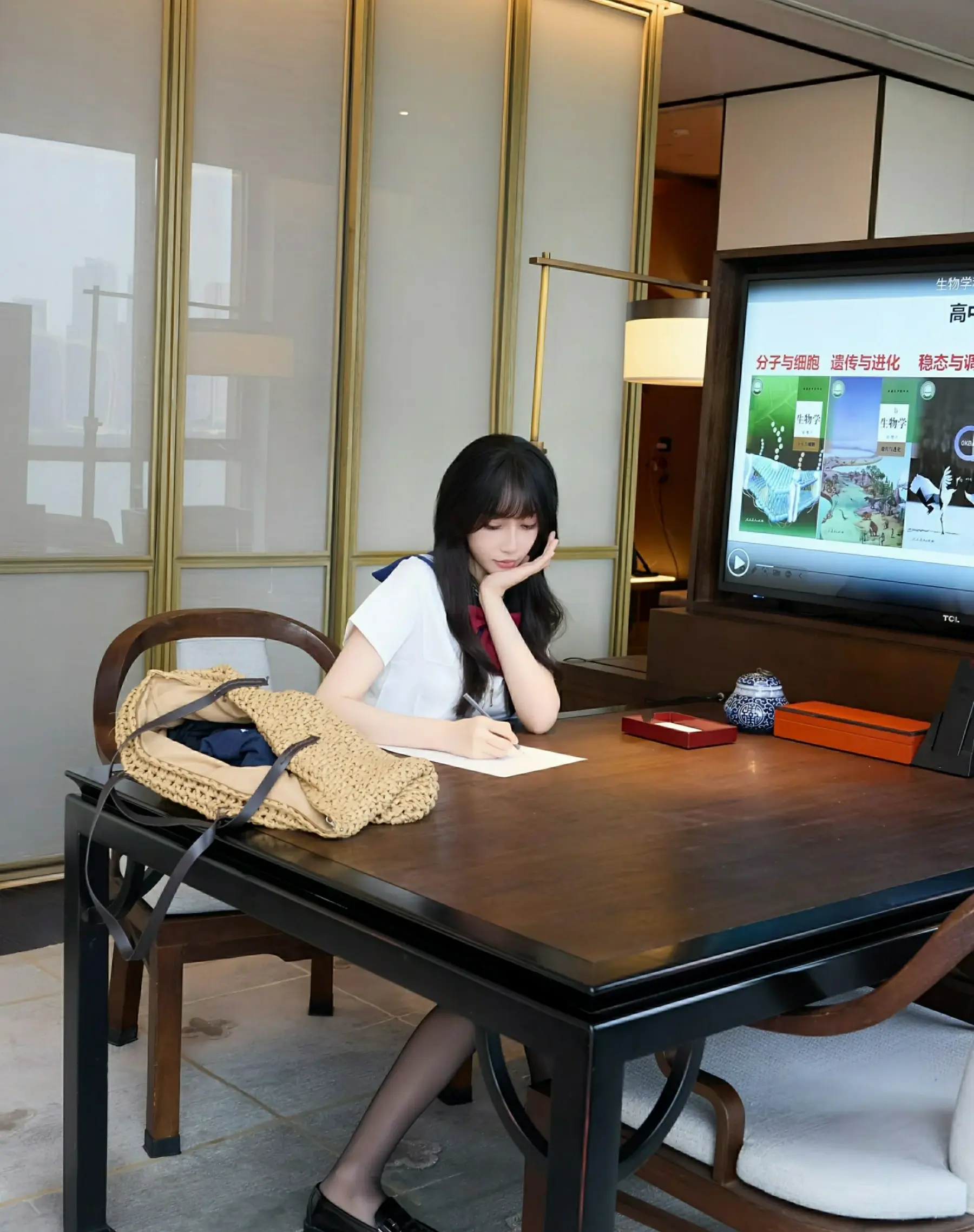  秀人网 No.10766 玥儿玥er [68P]第7张