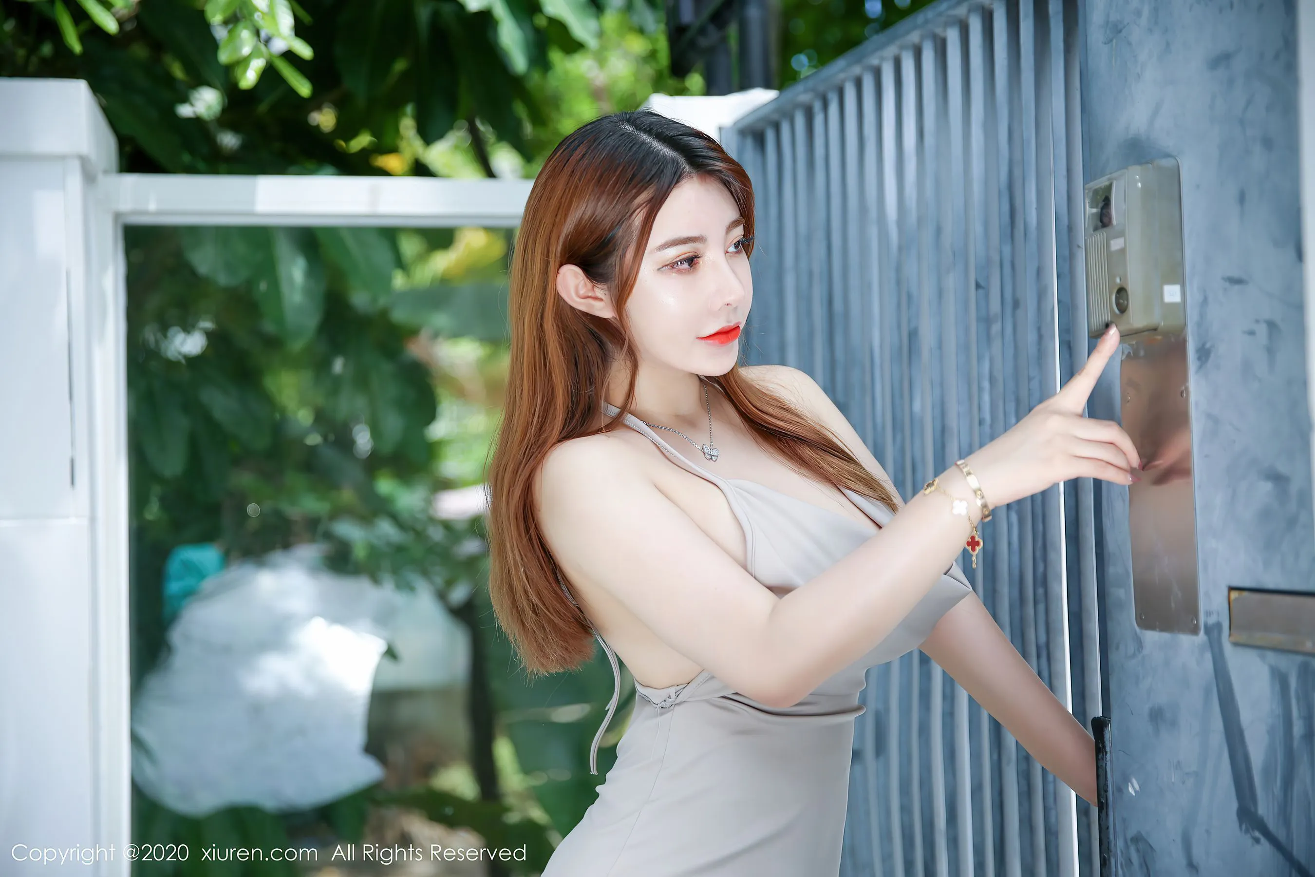  秀人 No.2593 软软Roro第6张