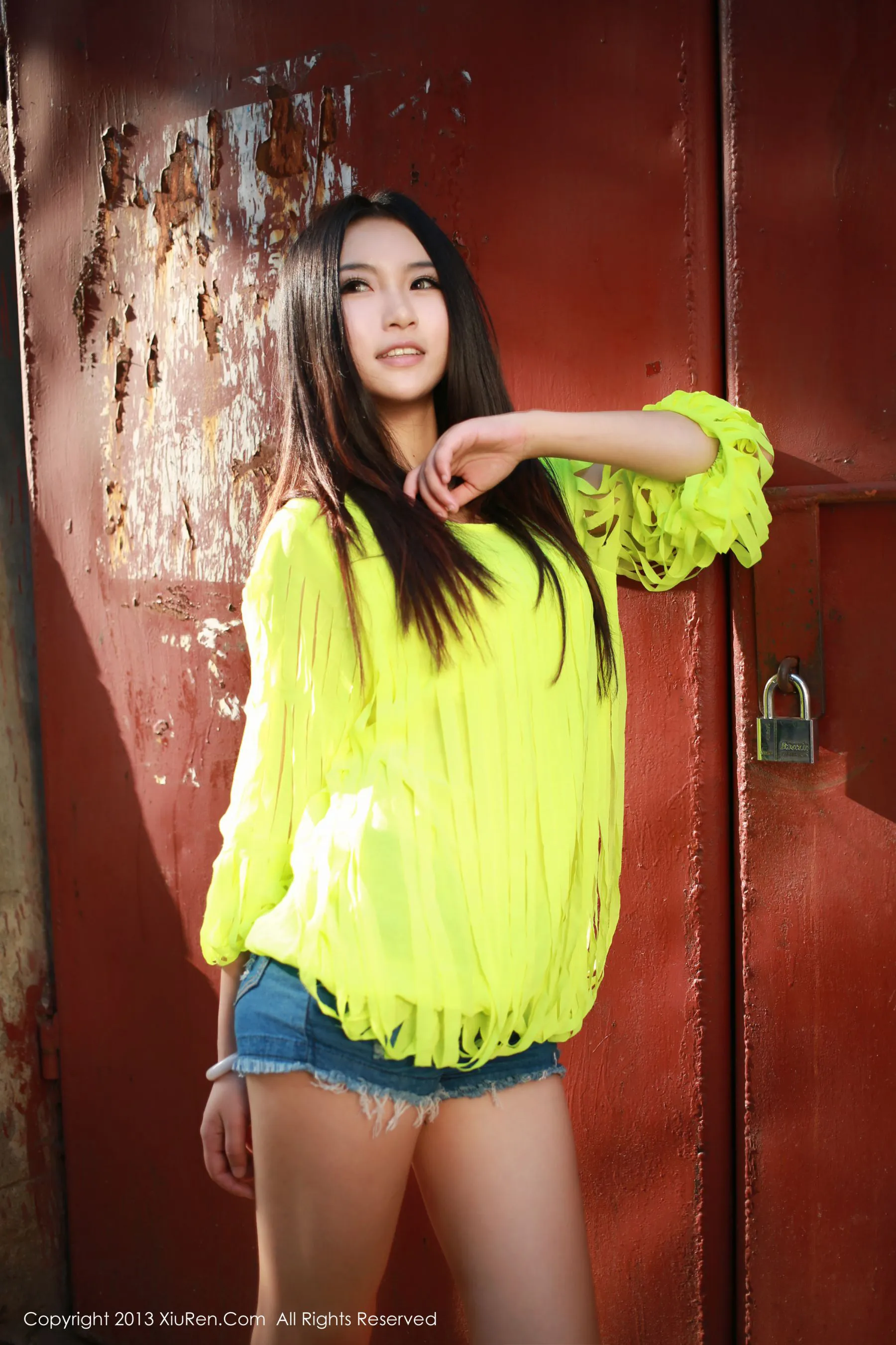 MOON嘉依 秀人网 No.017第2张