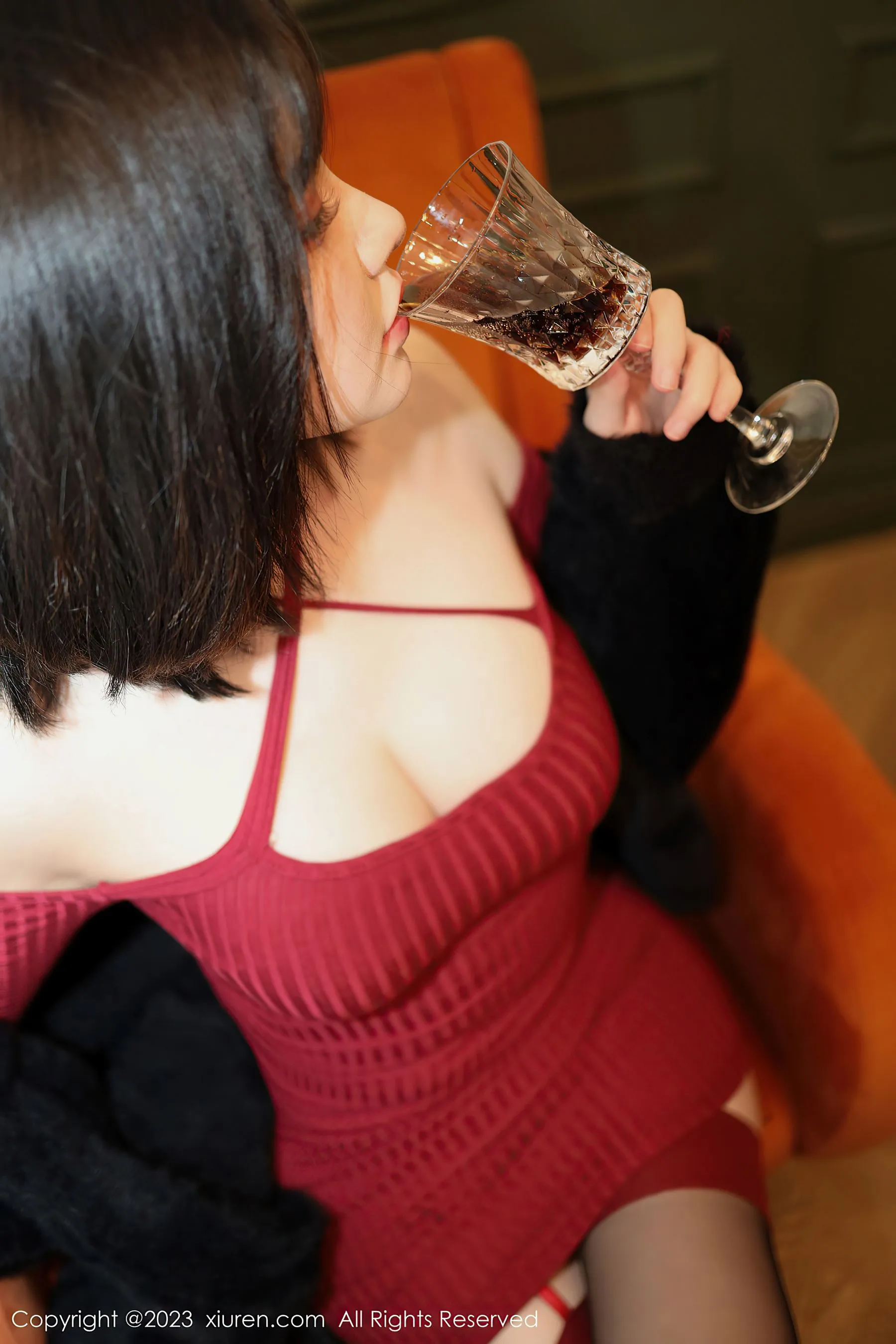  秀人网 No.6144 桃桃子_ 丝袜美腿第17张