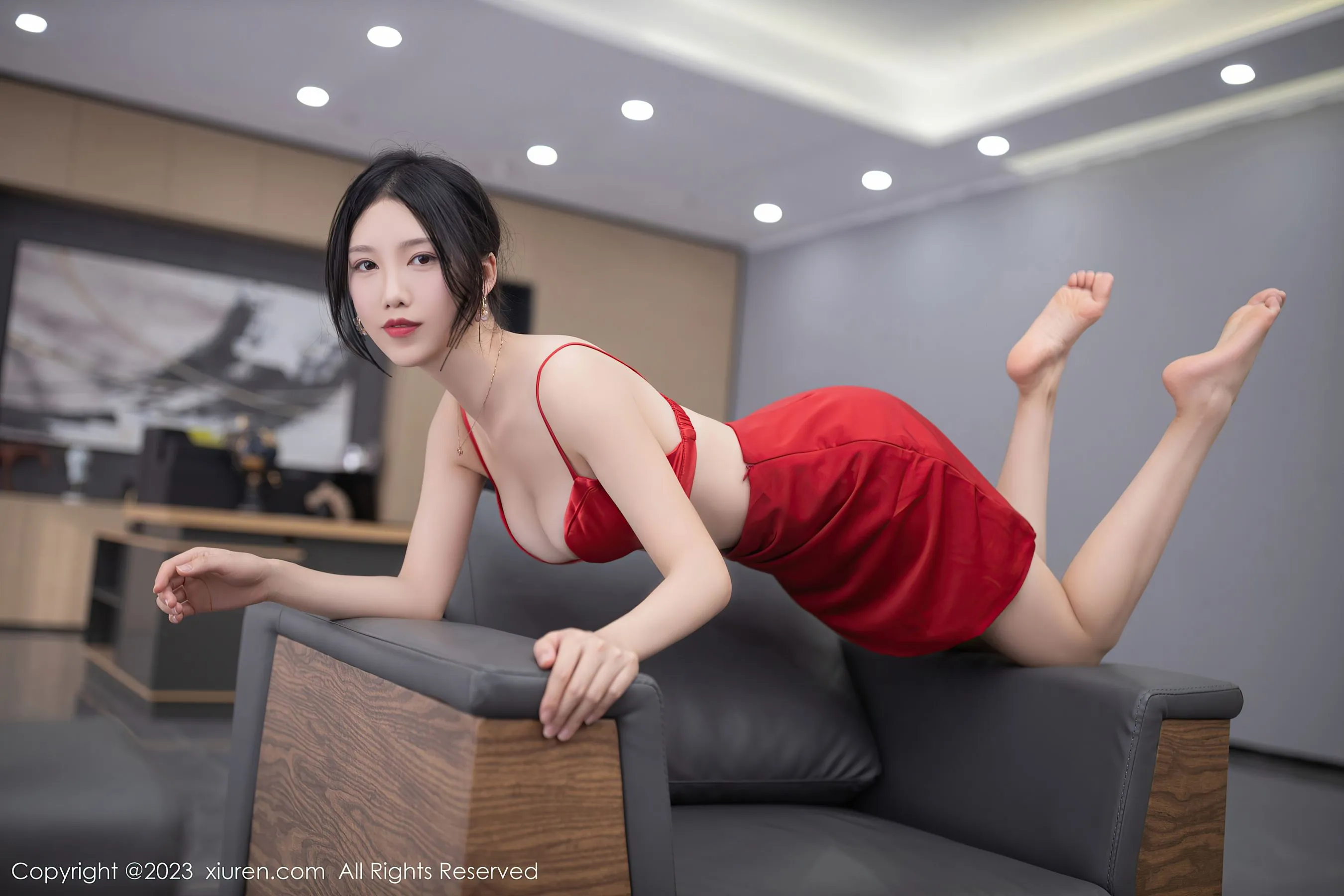  秀人网 No.6189 利世 短裙美腿第11张