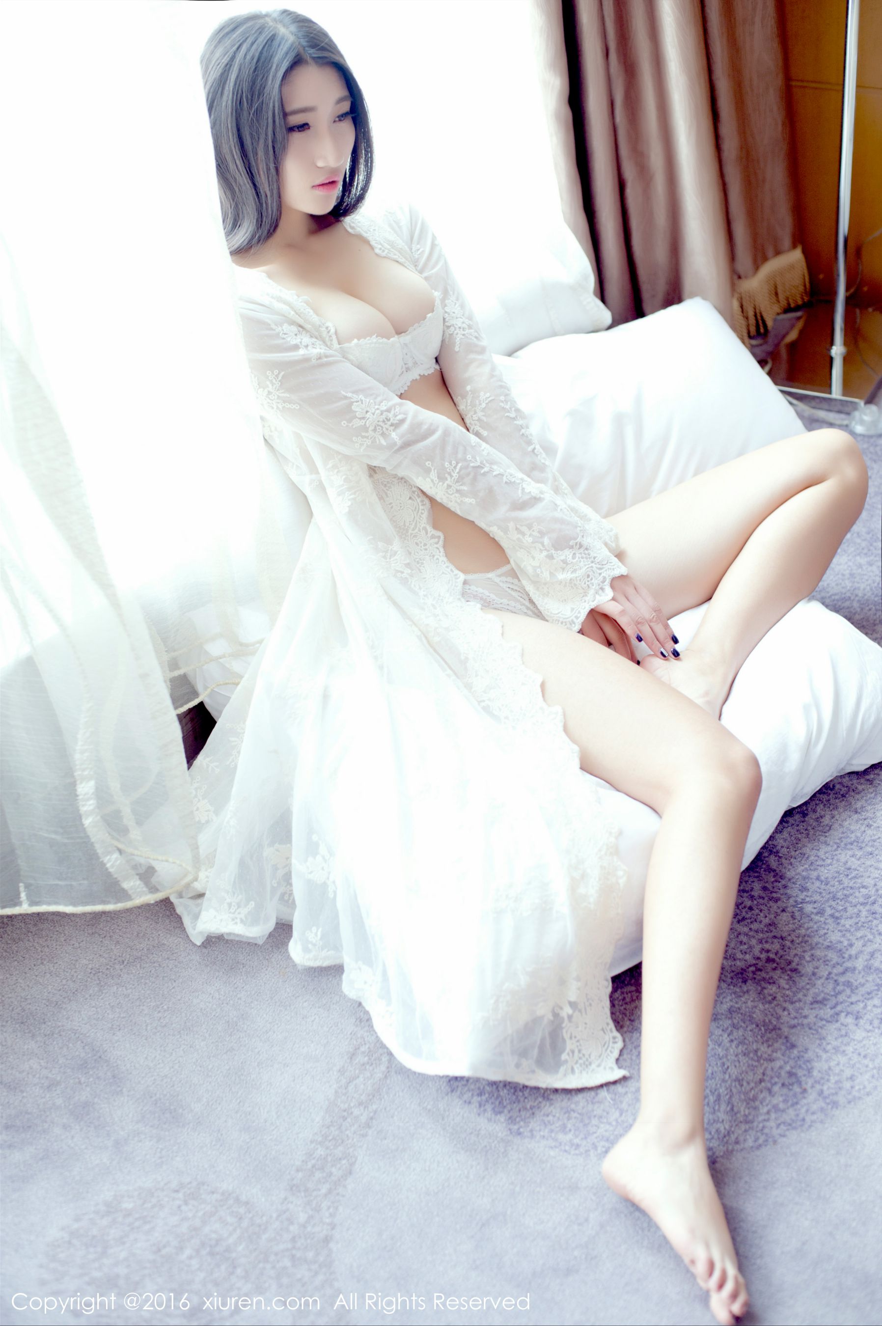  苏韵锦《半透明丝袜湿身、蕾丝睡衣、酒店真空浴袍》 秀人网 No.632第11张