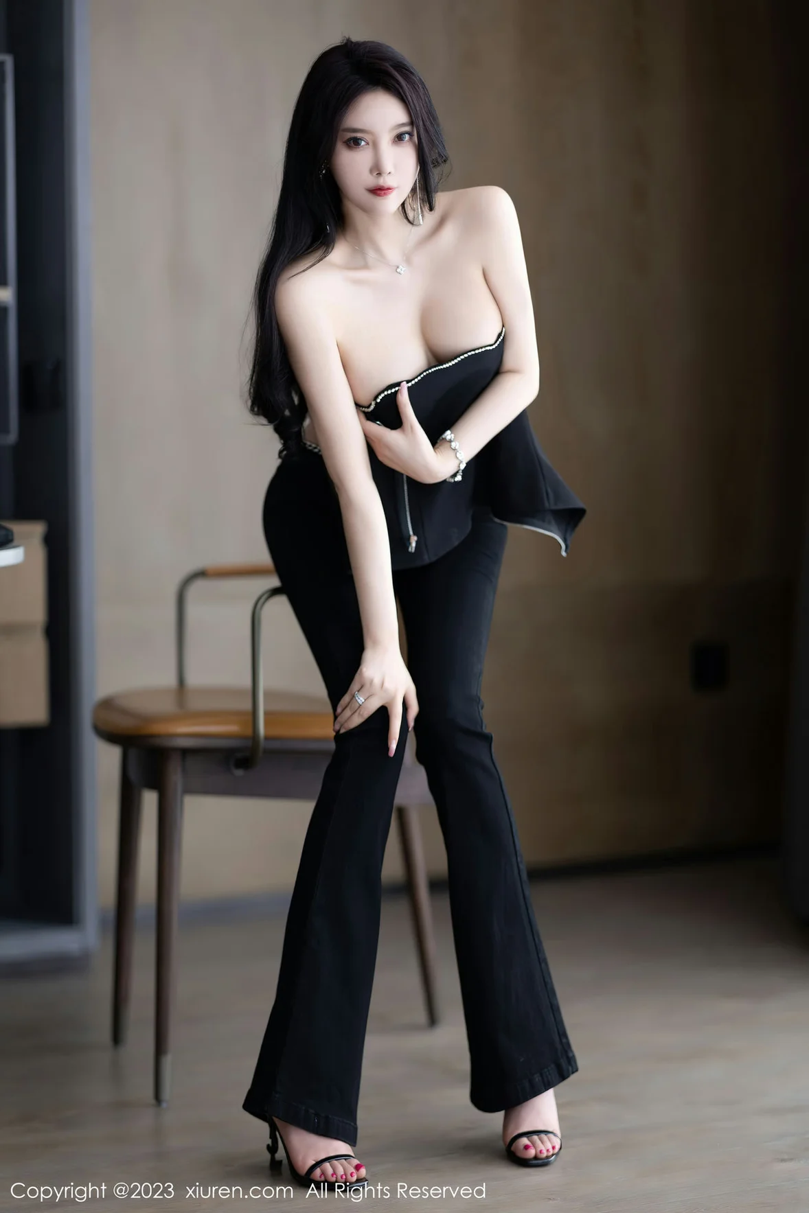  XiuRen 秀人 No.6866 杨晨晨Yome 轻透蕾丝连体衣海南岛旅拍 [91P]第9张