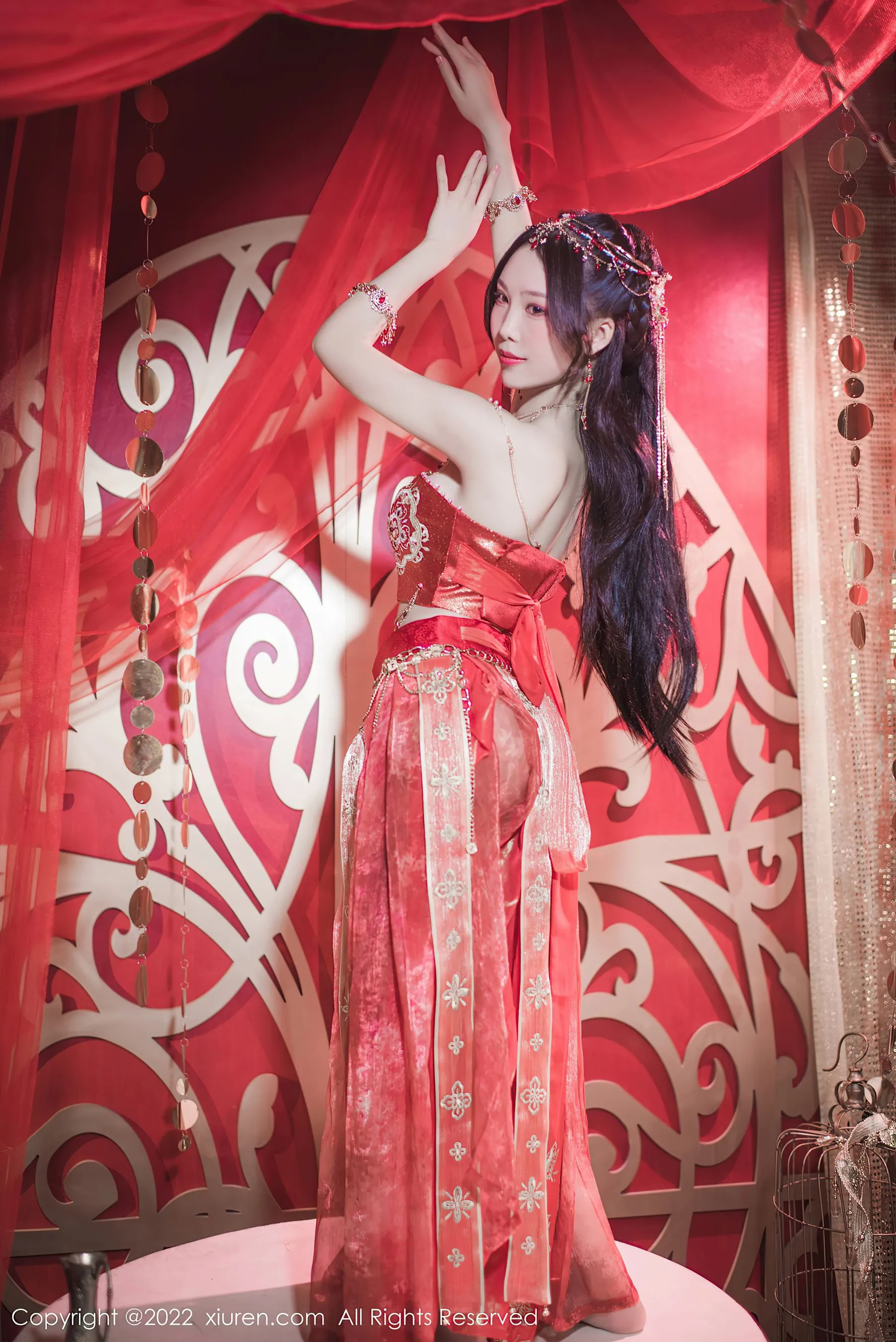  秀人网 No.5699 利世 舞娘美腿第6张