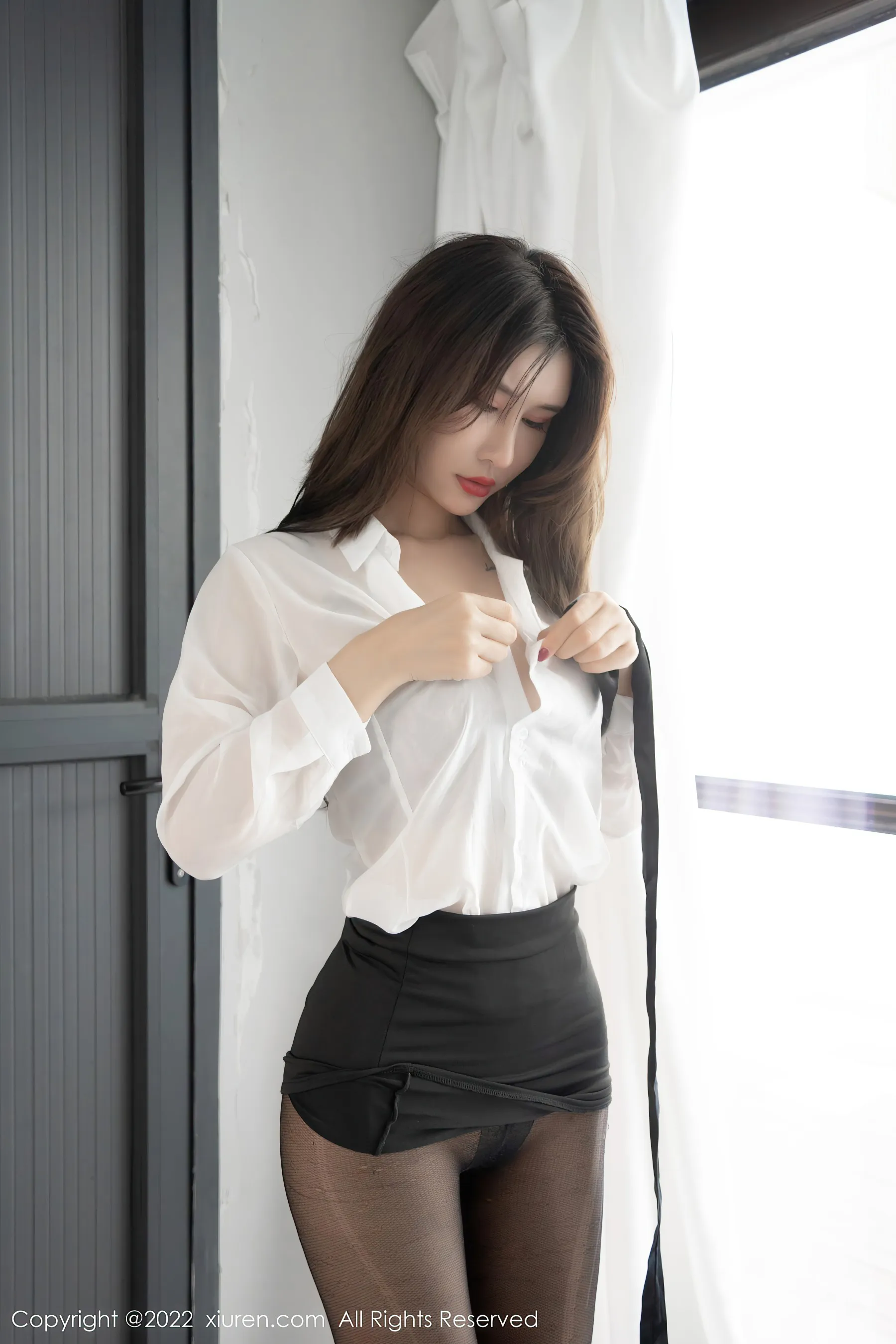  秀人网 No.4807 夏沫沫tifa 黑丝美腿第16张