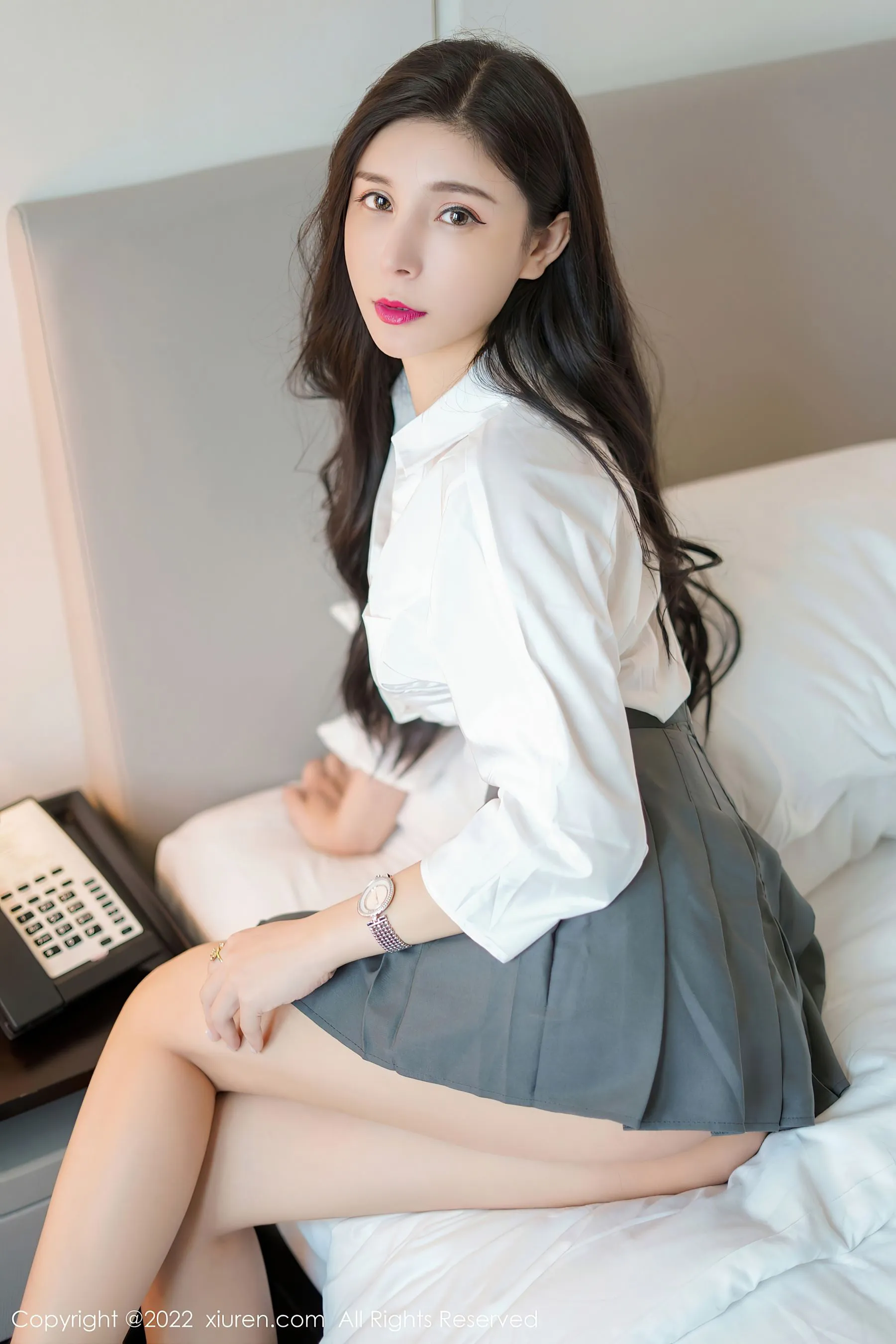  秀人网 No.4918 小蛮妖Yummy 美臀短裙第4张