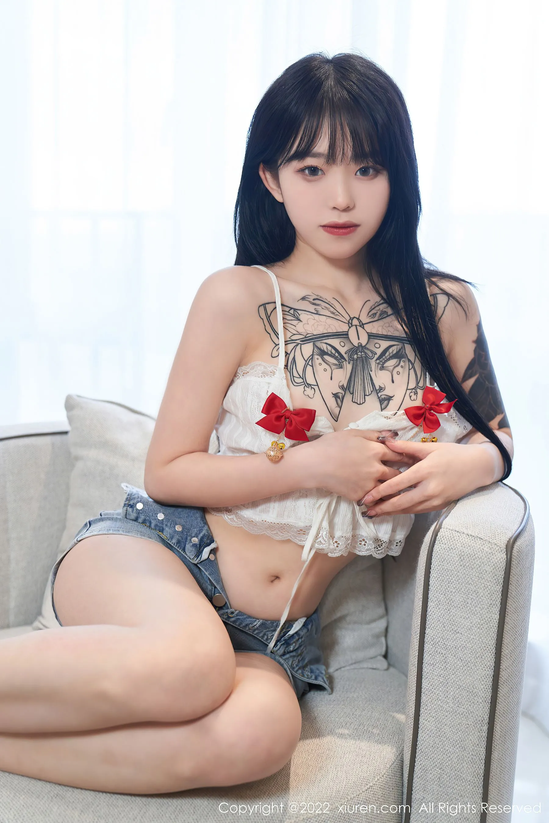  秀人网 No.5124 奶瓶. 牛仔裤美腿第4张