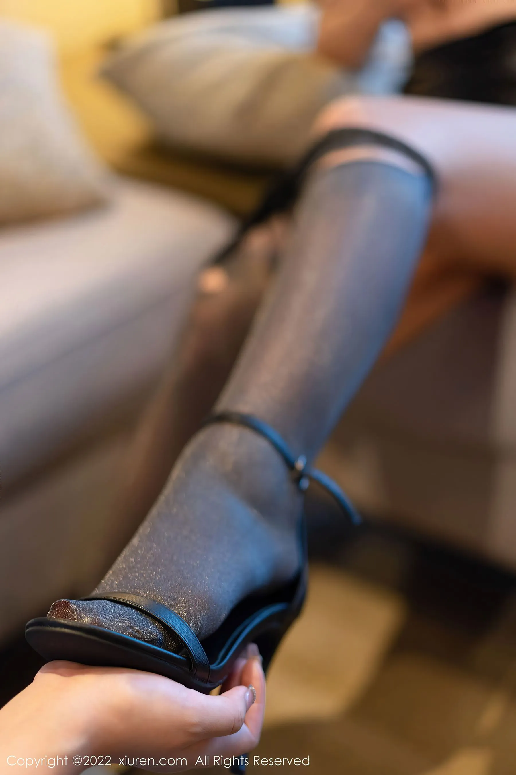  秀人网 No.5372 张思允Nice 黑丝美腿第17张