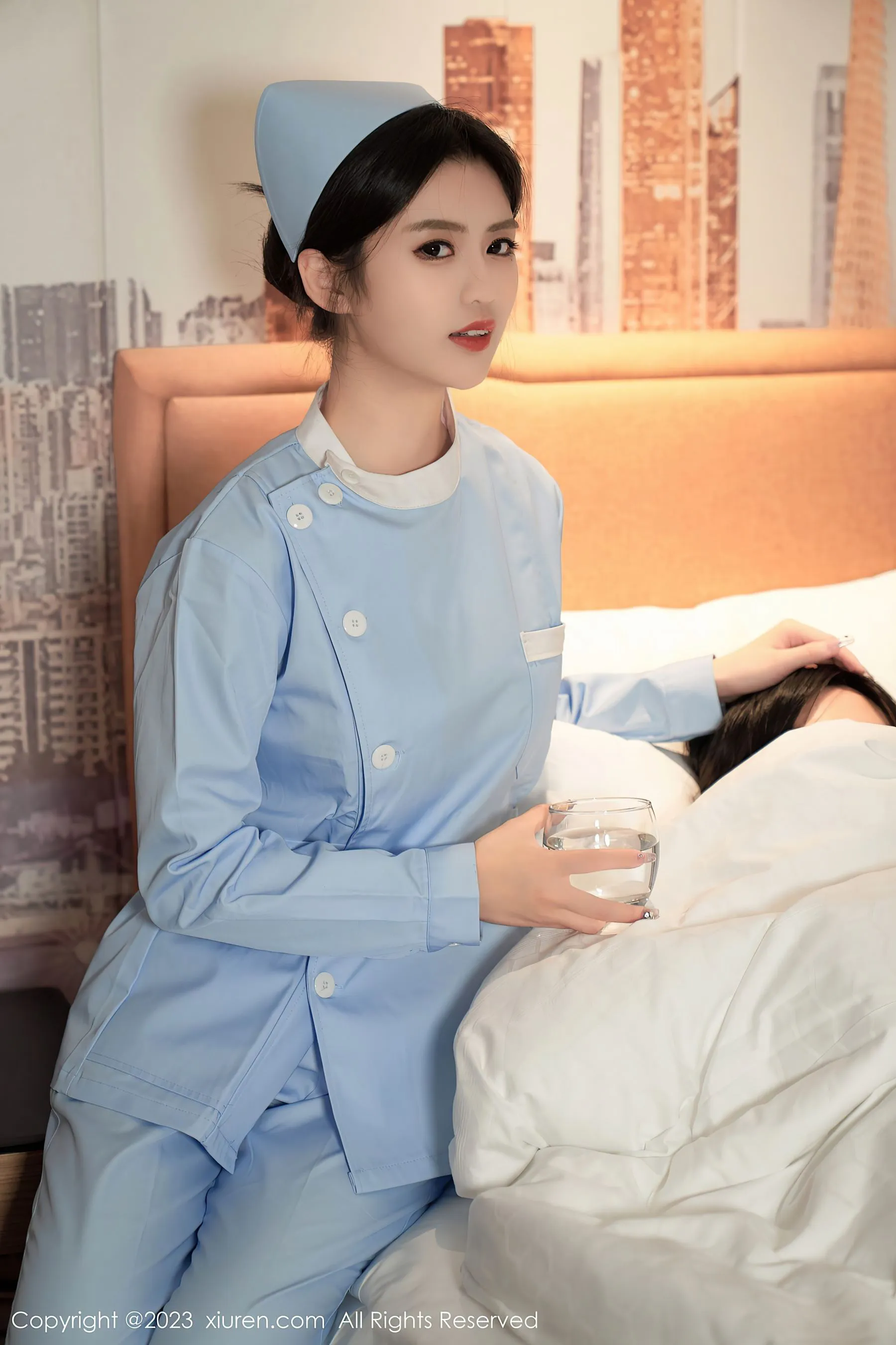  秀人网 No.6745 浅浅Danny 护士服美腿第24张