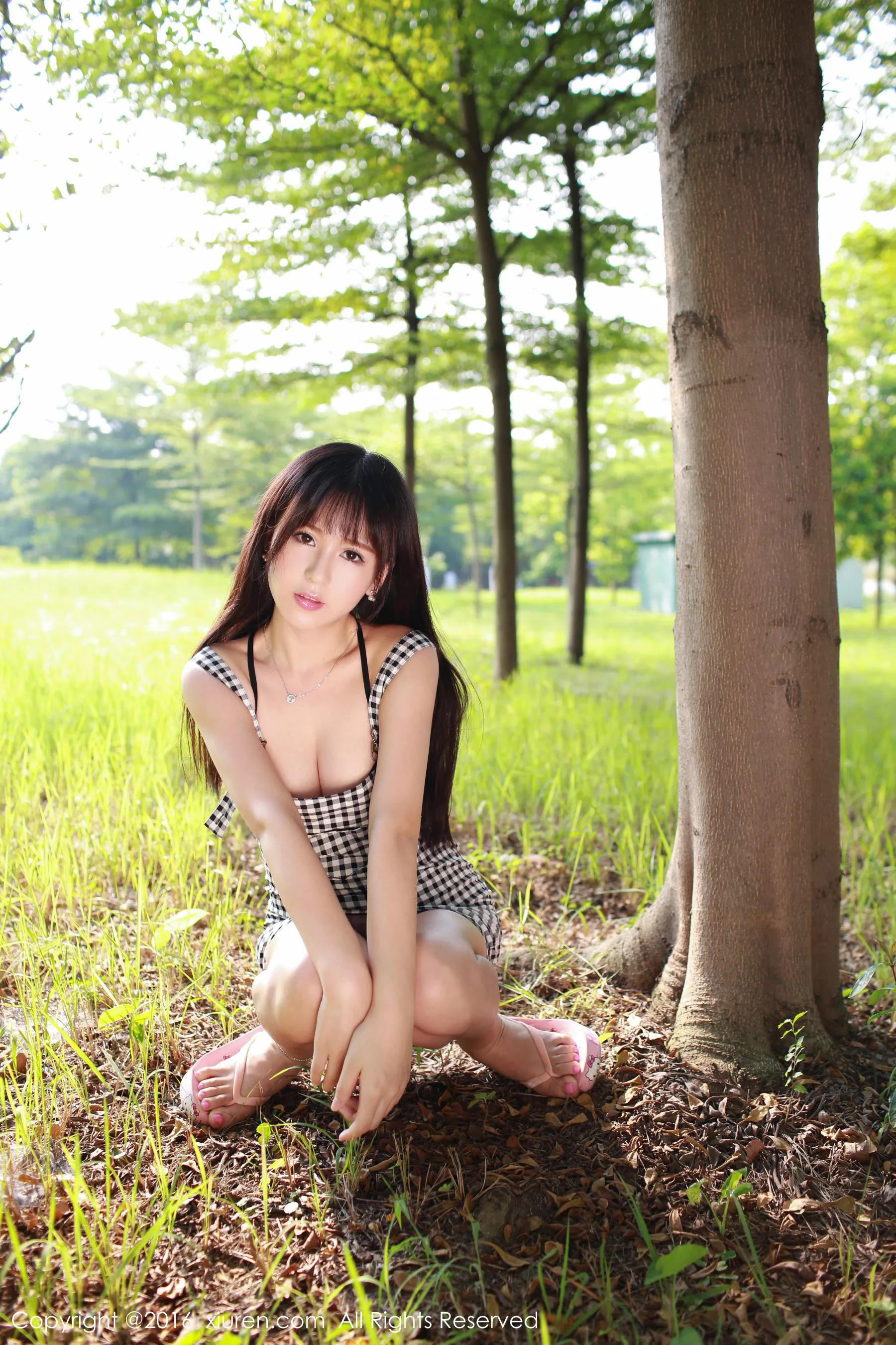  唐雨辰TYC《外拍超短裙+睡衣》 秀人网 No.510第3张