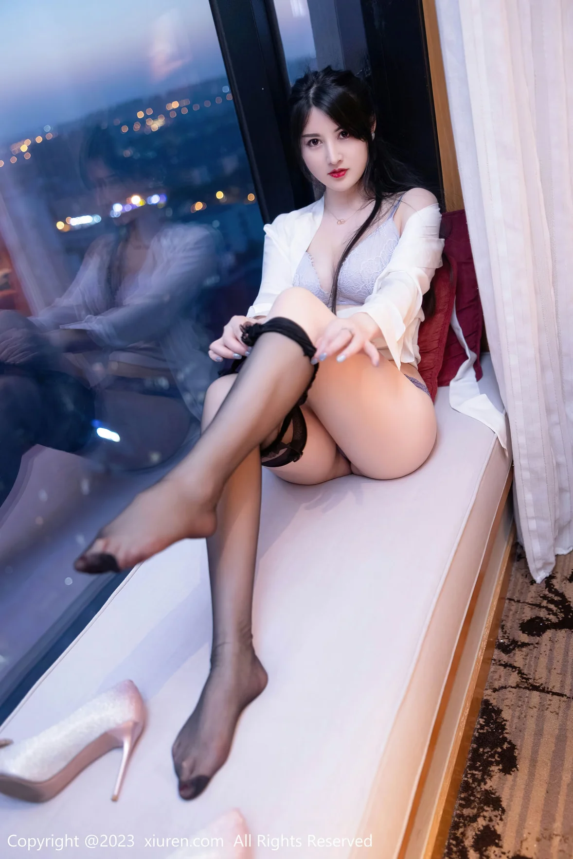  XiuRen 秀人 No.6879 诗诗kiki 魅惑黑丝性感写真 [80P]第22张