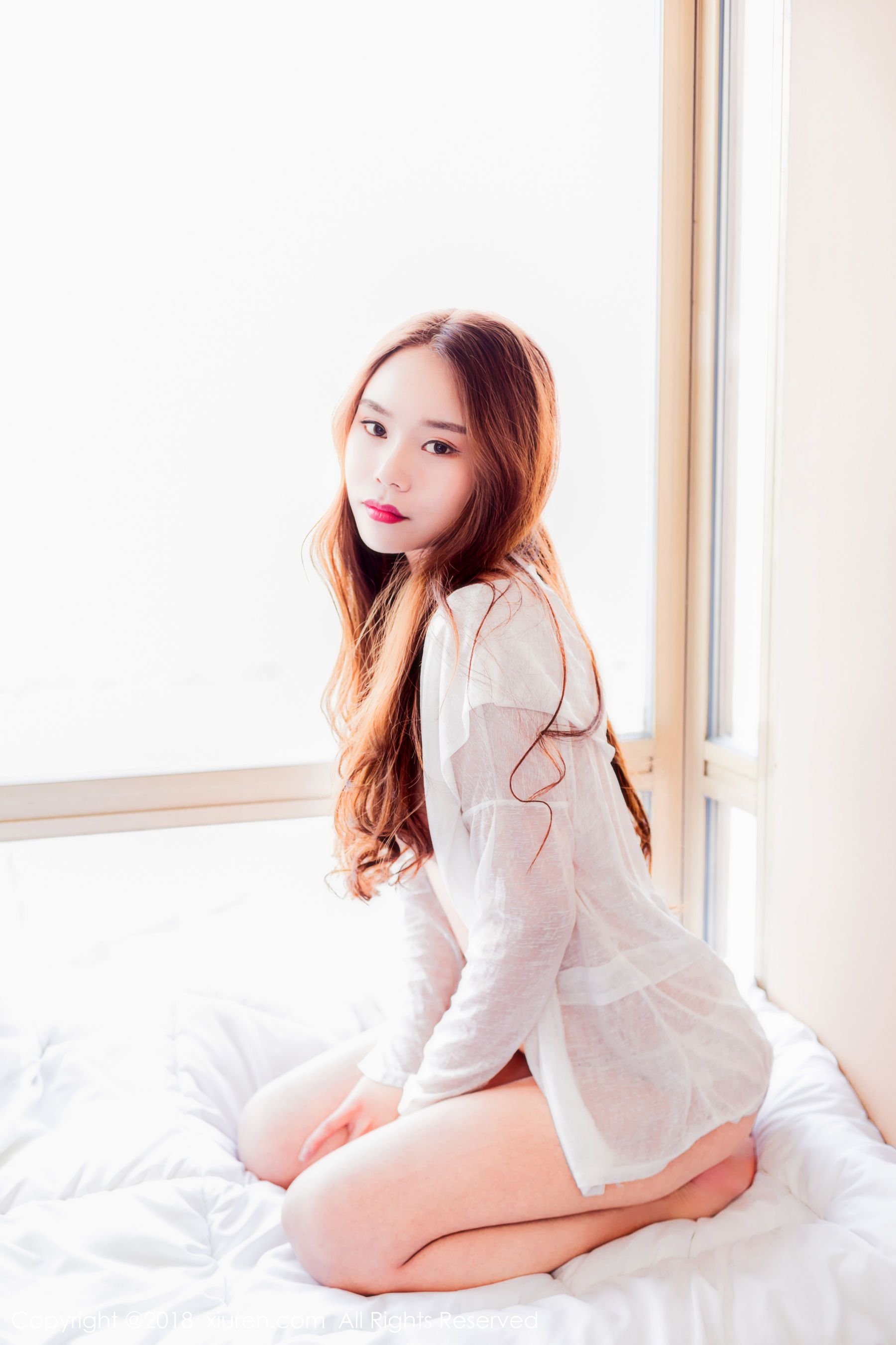  模特小曼miki《童颜巨乳甜美型妹子》 秀人网XIUREN No.972第1张