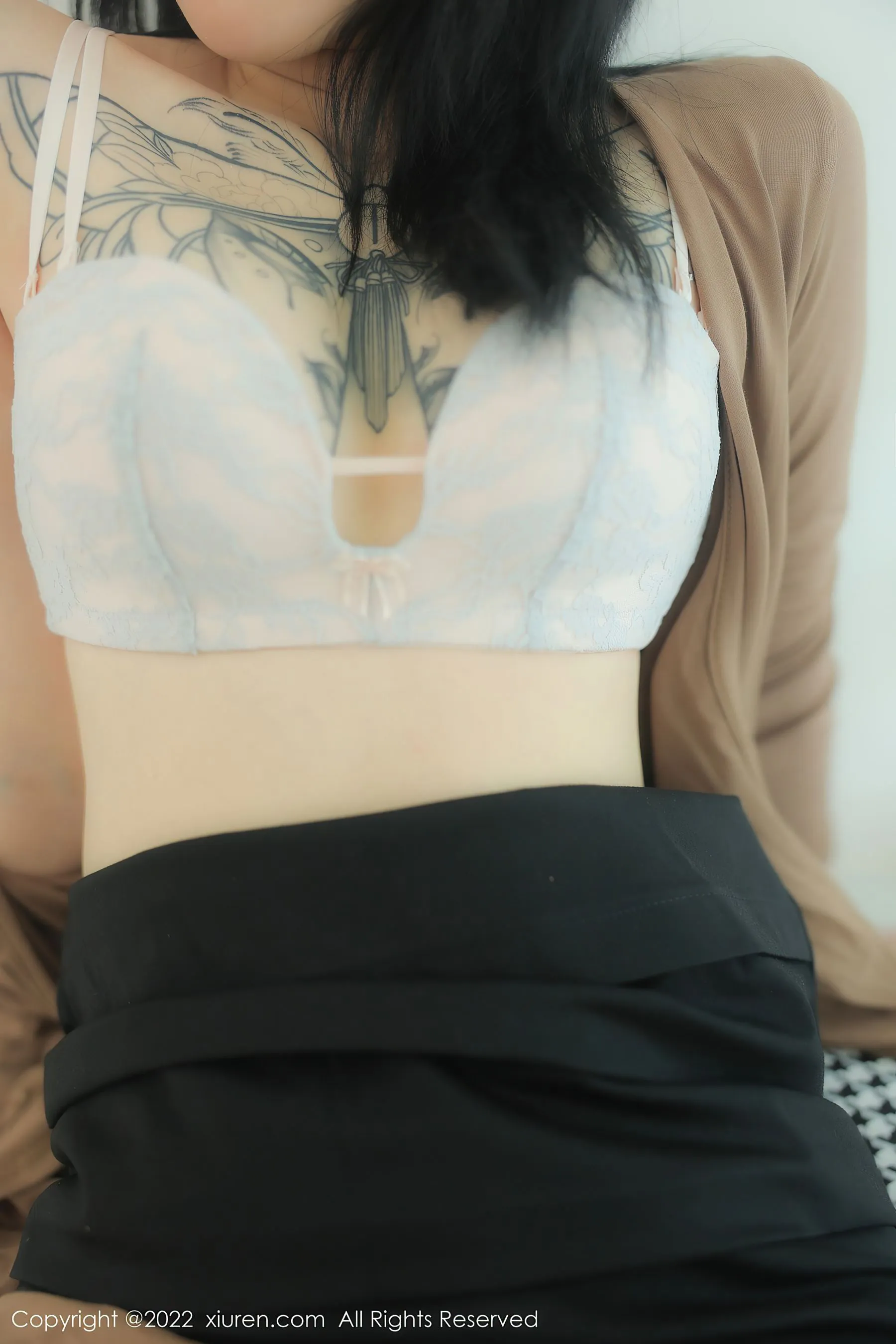  秀人网 No.5587 奶瓶. 大理旅拍第5张