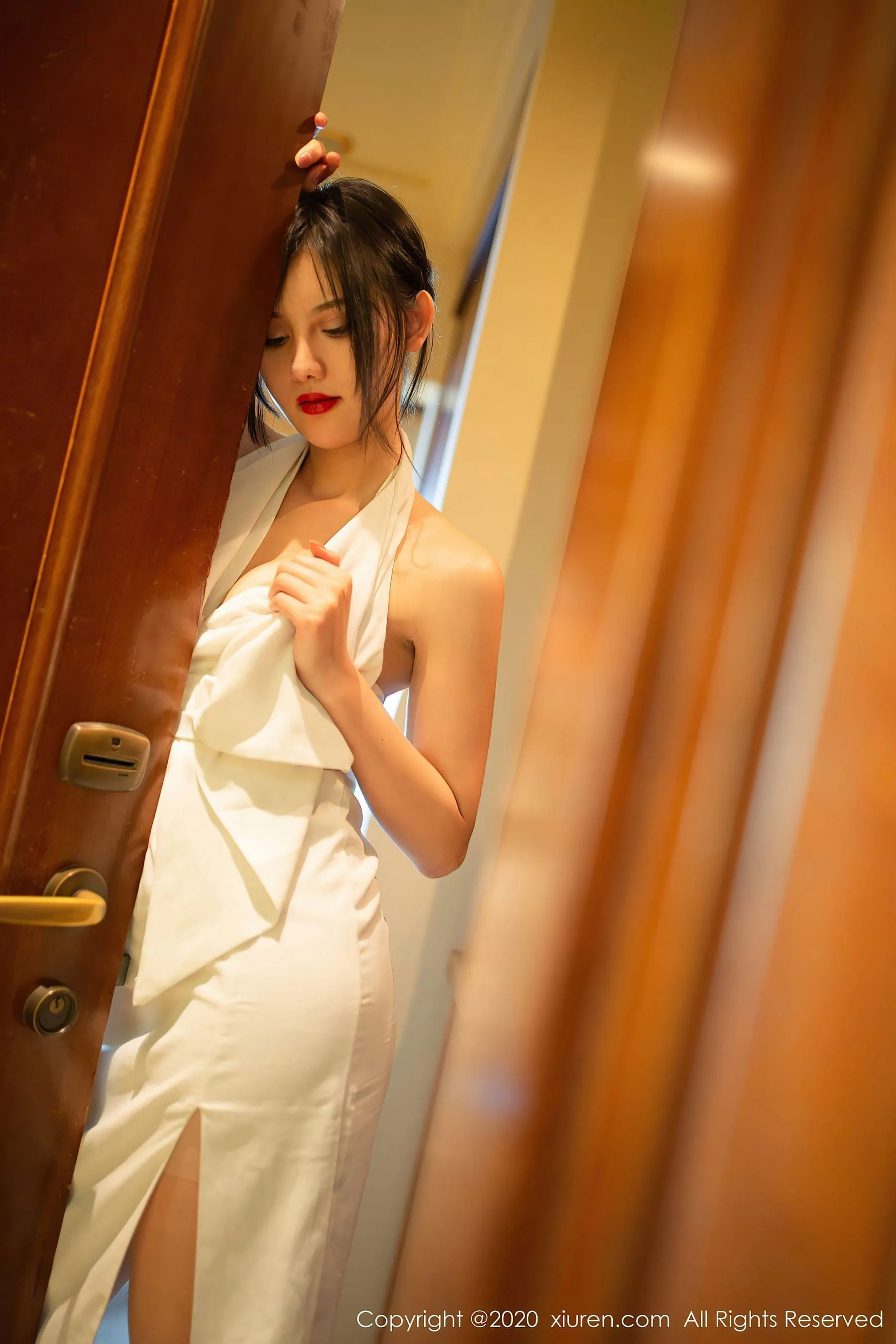  秀人XIUREN No.2389 就是阿朱啊第3张