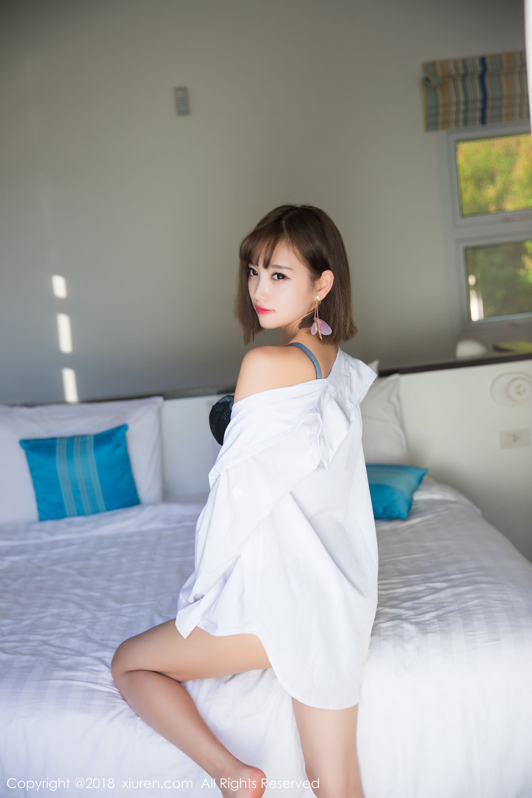 杨晨晨sugar《白衬衫、蕾丝内衣》 XiuRen 秀人网 No.1027第2张