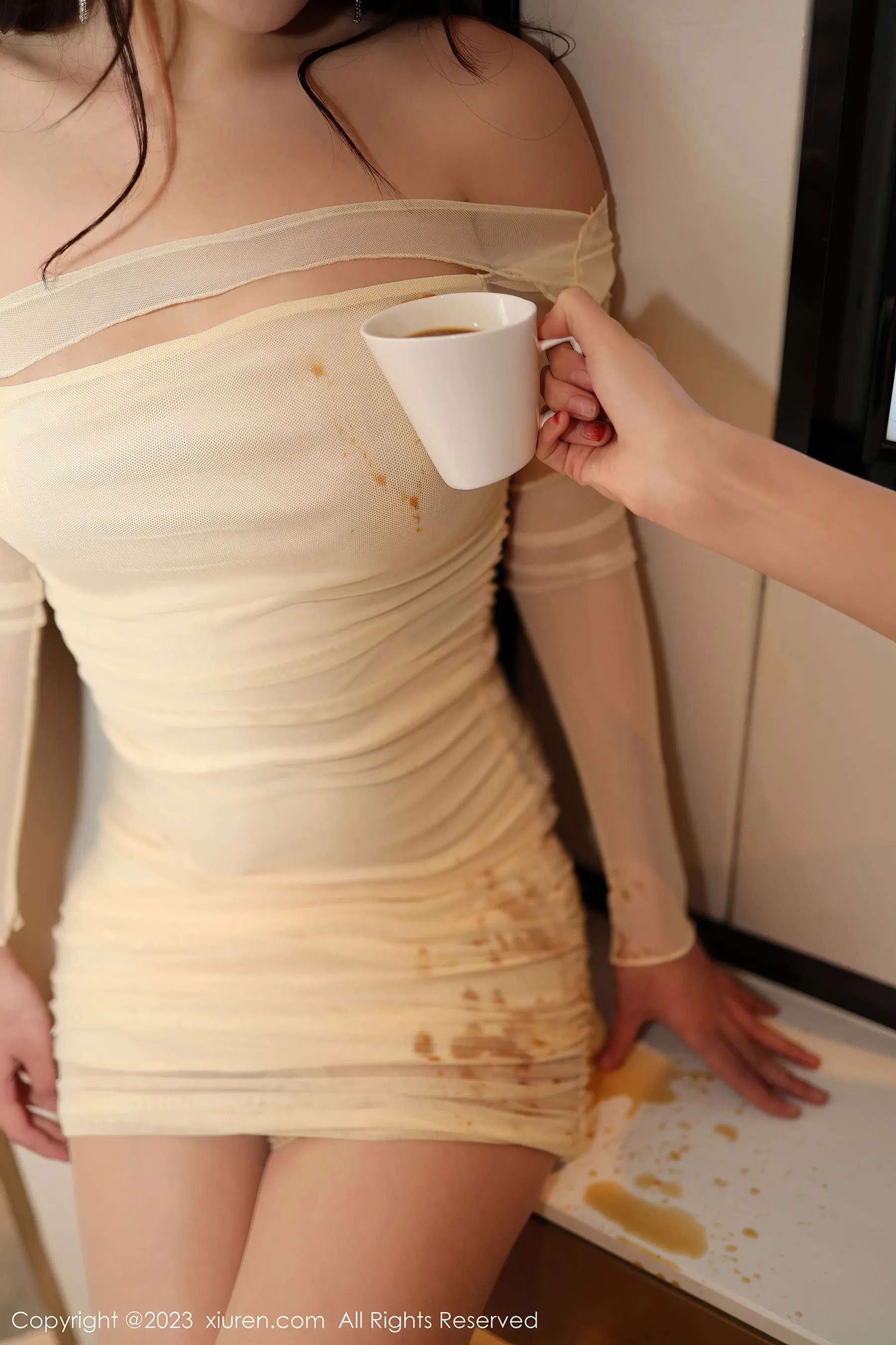  秀人网 No.6201 米娜MnaL 美腿丰腴第23张