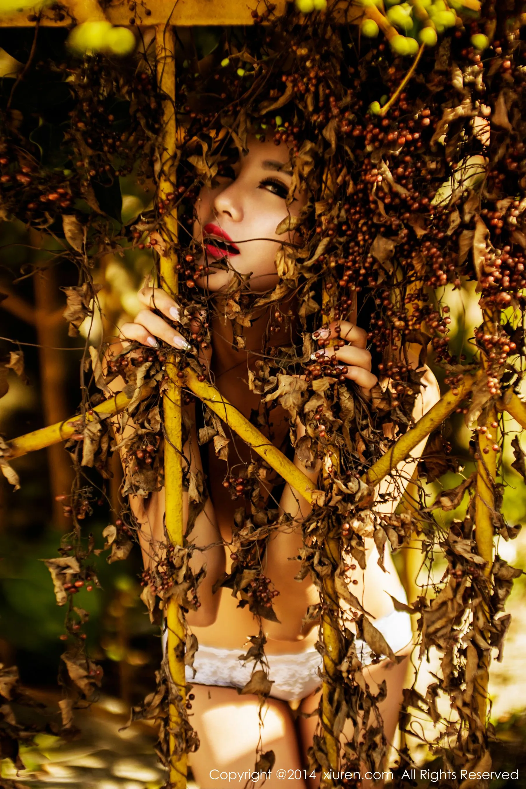 刘薇拉《烈日下的少女》 秀人网 No.226第6张