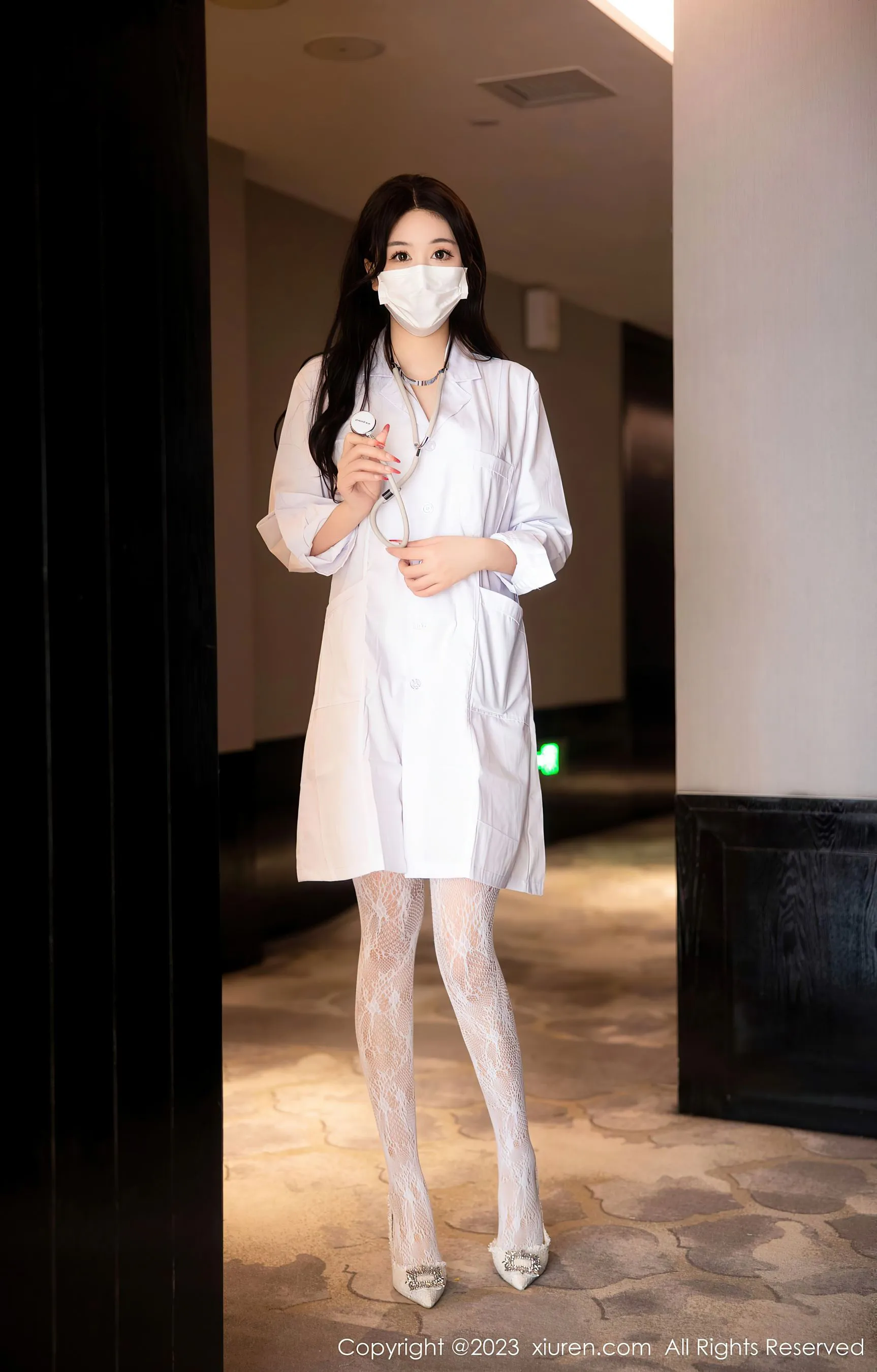  秀人网 No.6130 江真真 护士服美臀第30张