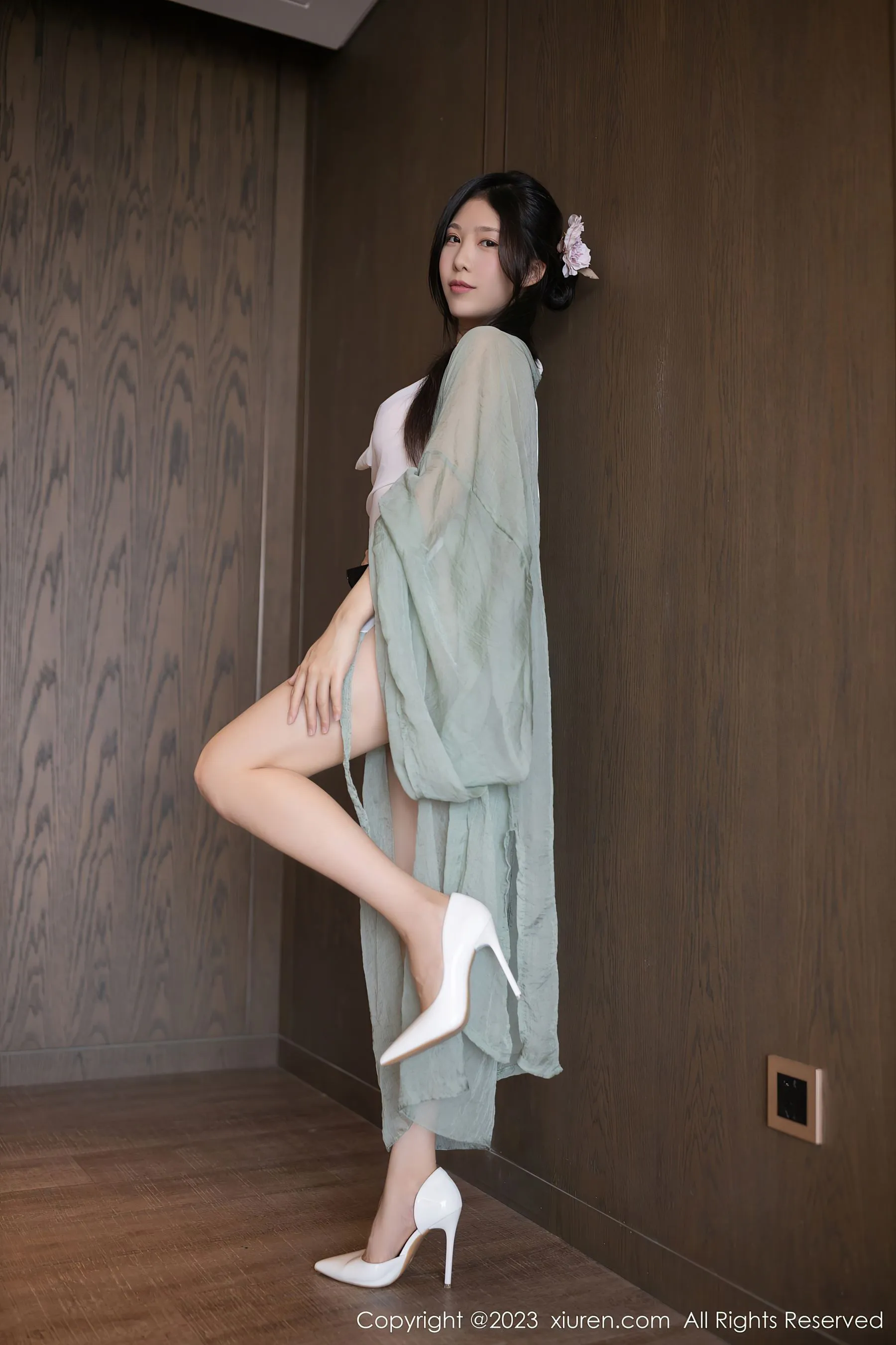  秀人网 No.6420 利世 古装美腿第17张