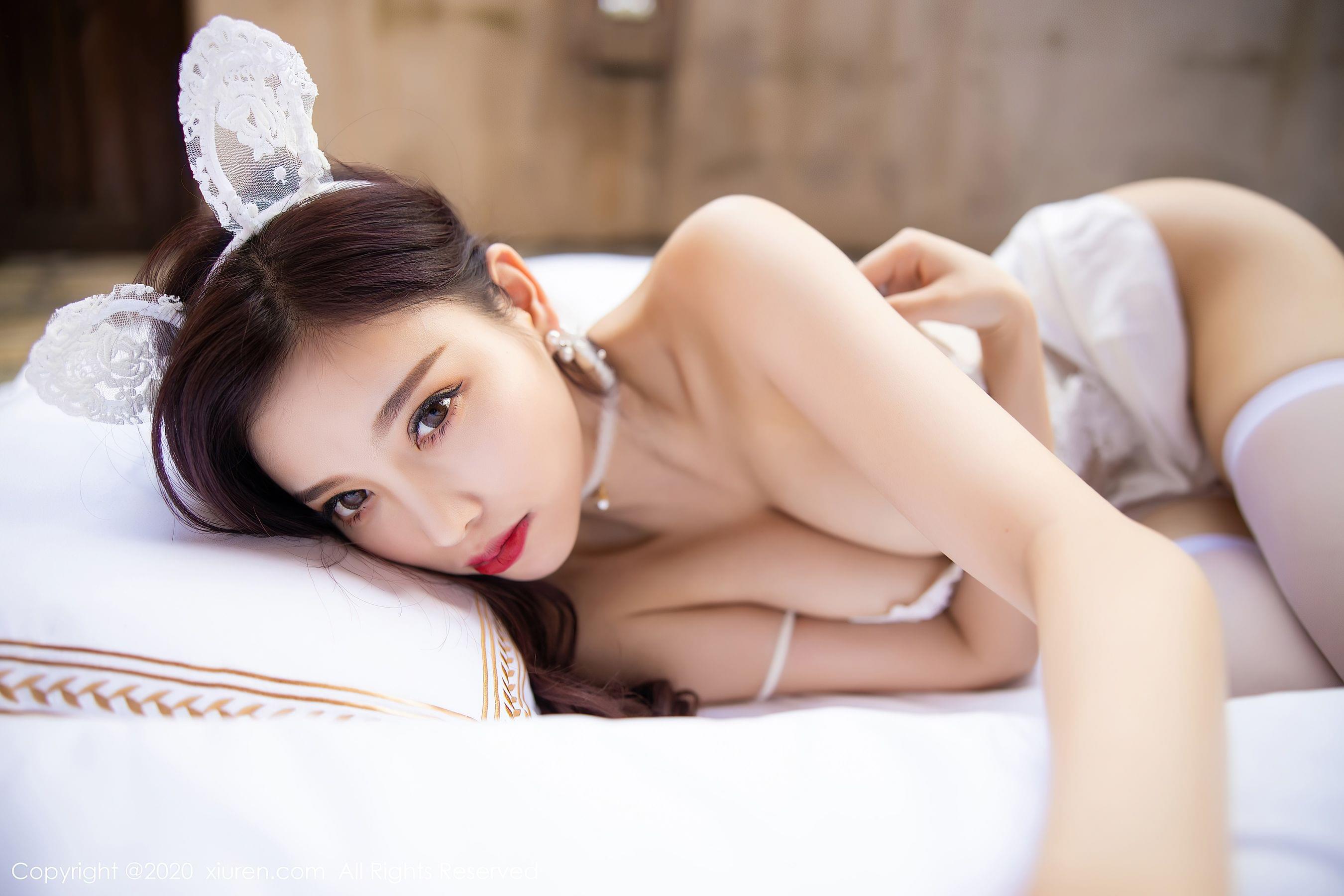 秀人XIUREN No.2301 杨晨晨sugar第17张