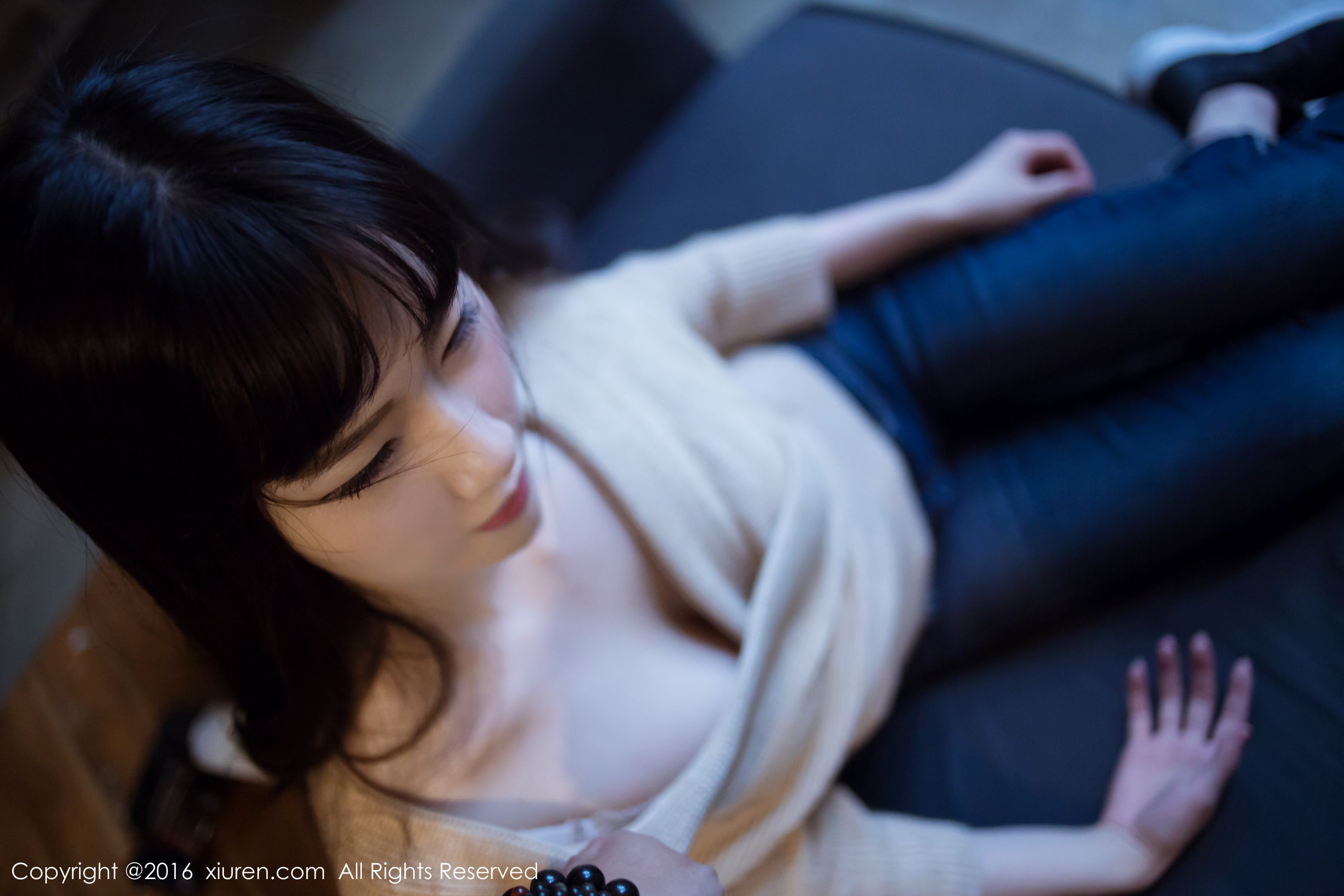  少女心雪雪《少女芳香的梦魂萦绕》 秀人网 No.640第2张