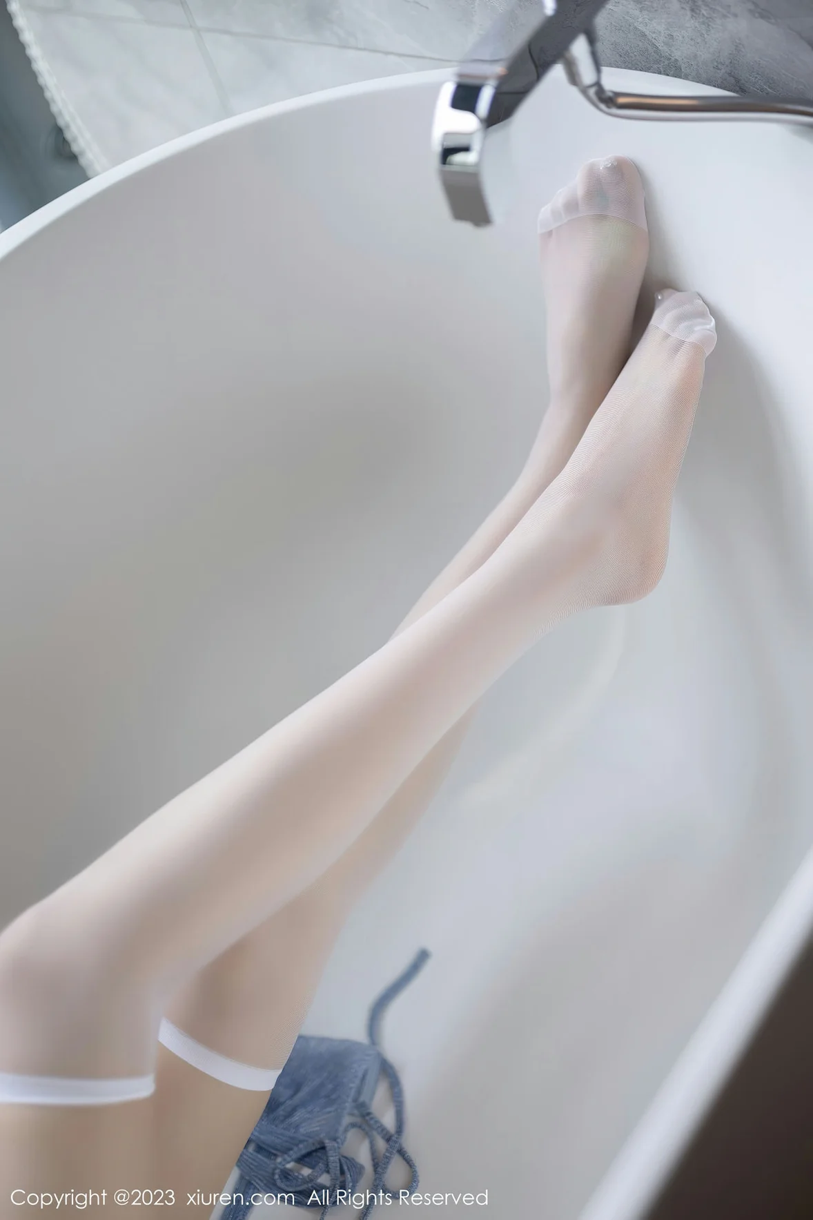  XiuRen 秀人 No.6941 程程程- 白色丝袜性感写真 [84P]第26张