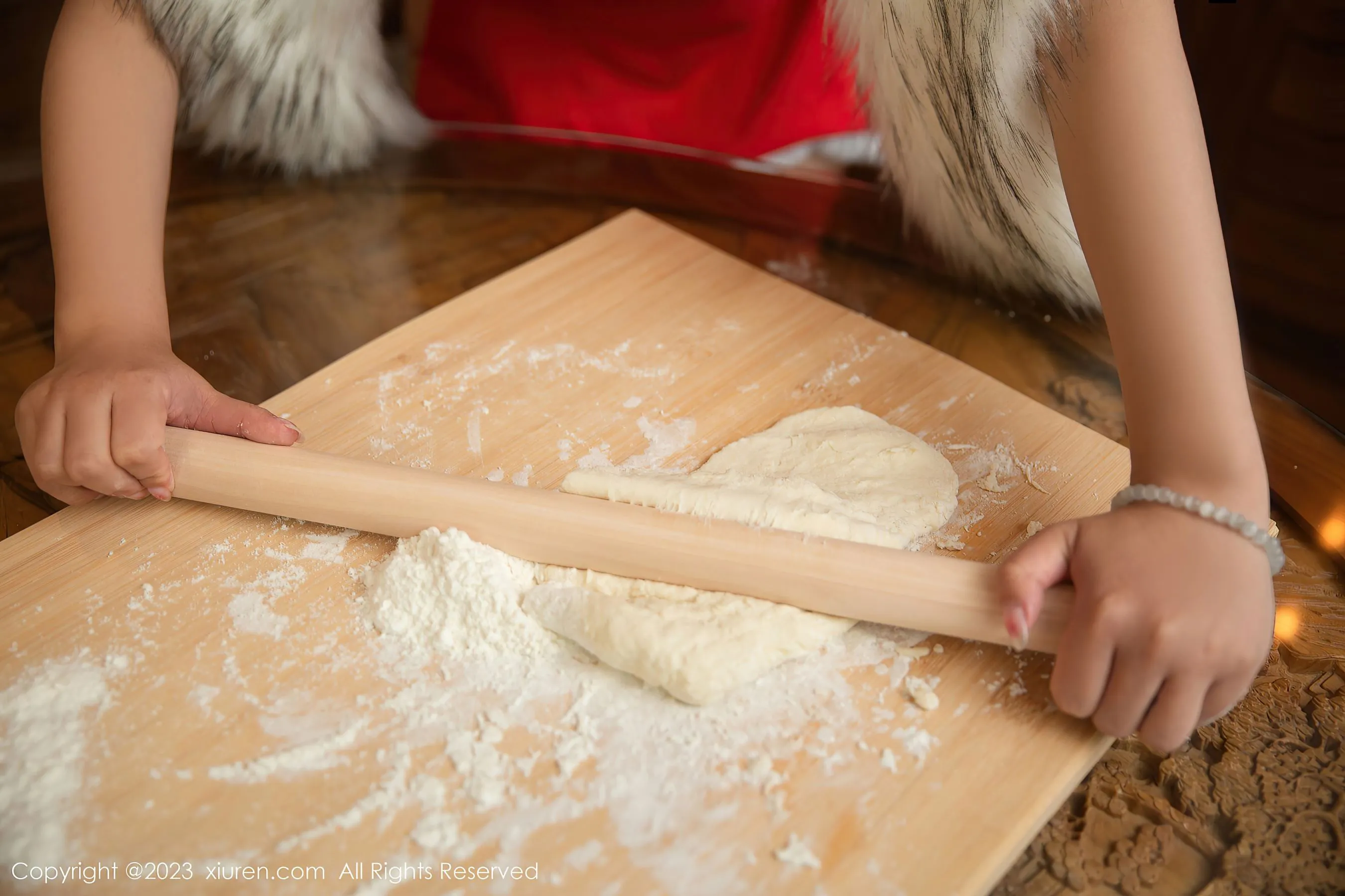  秀人网 No.6242 张思允Nice 喜庆美臀第3张